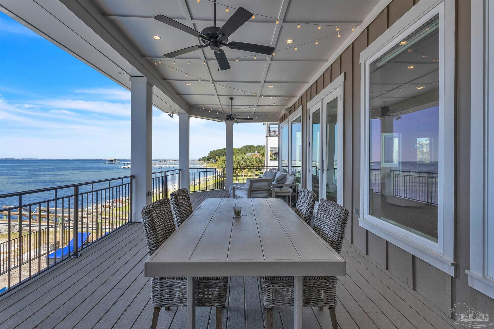 325 Deer Point Dr