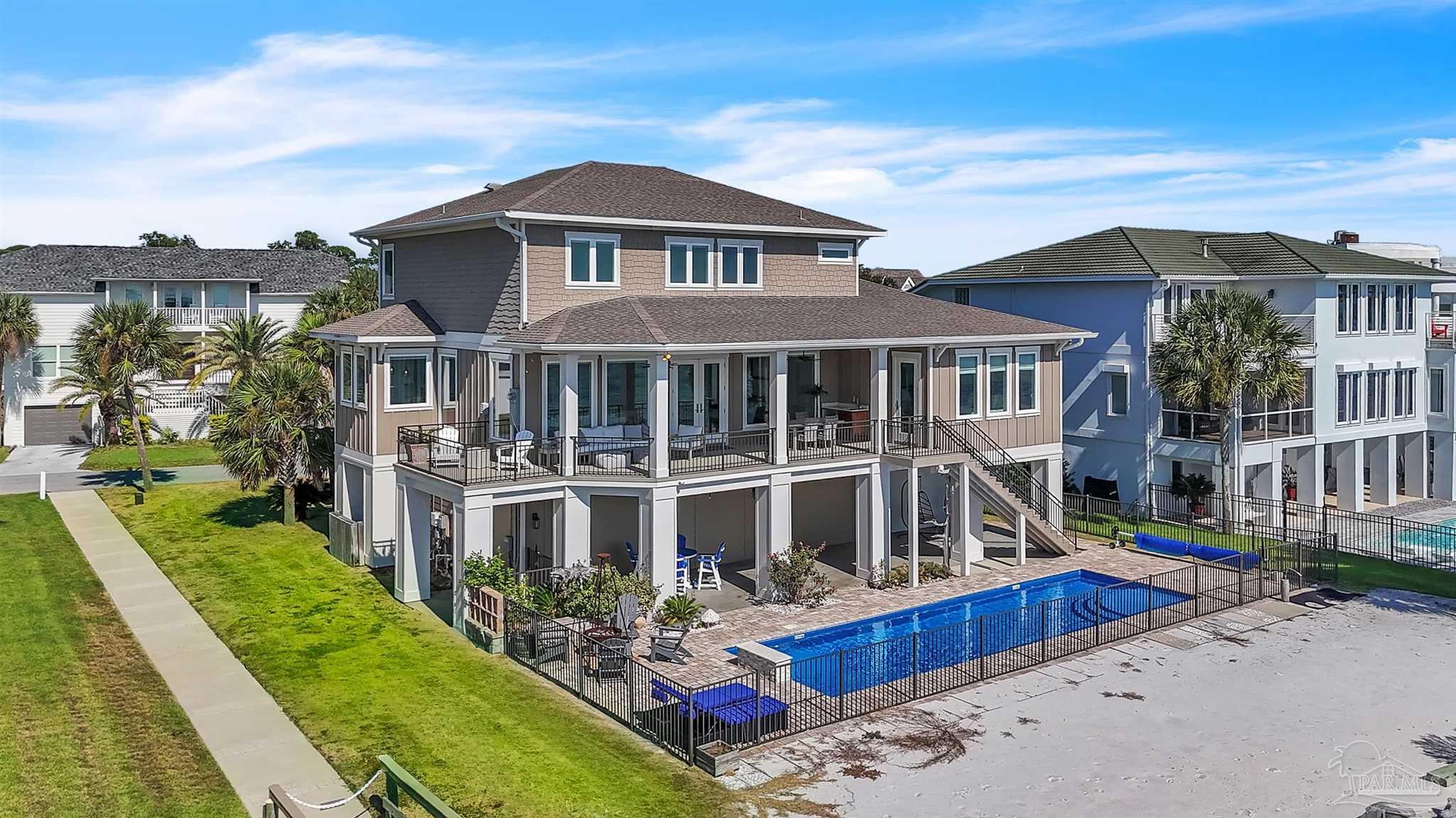 325 Deer Point Dr