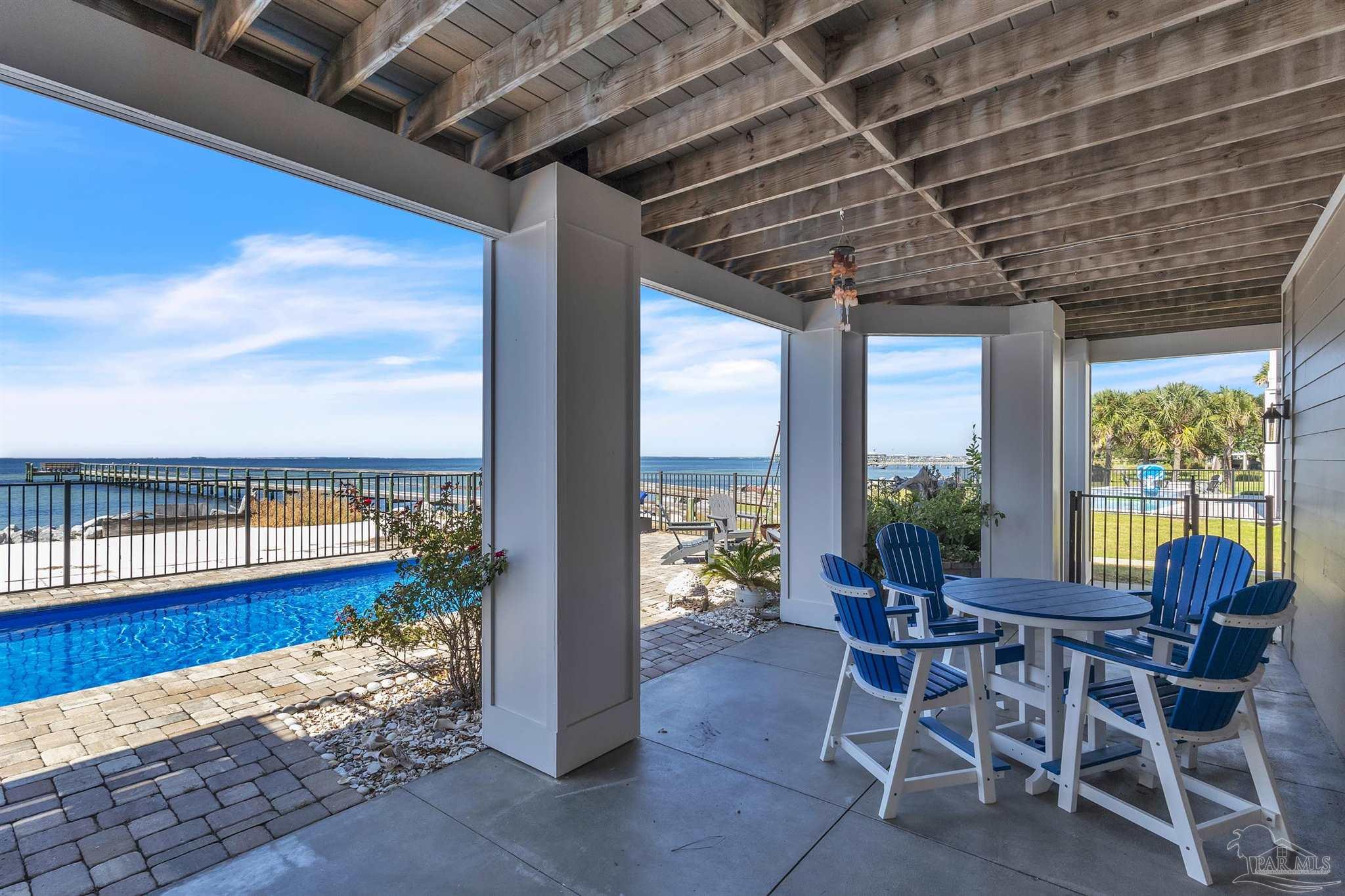 325 Deer Point Dr