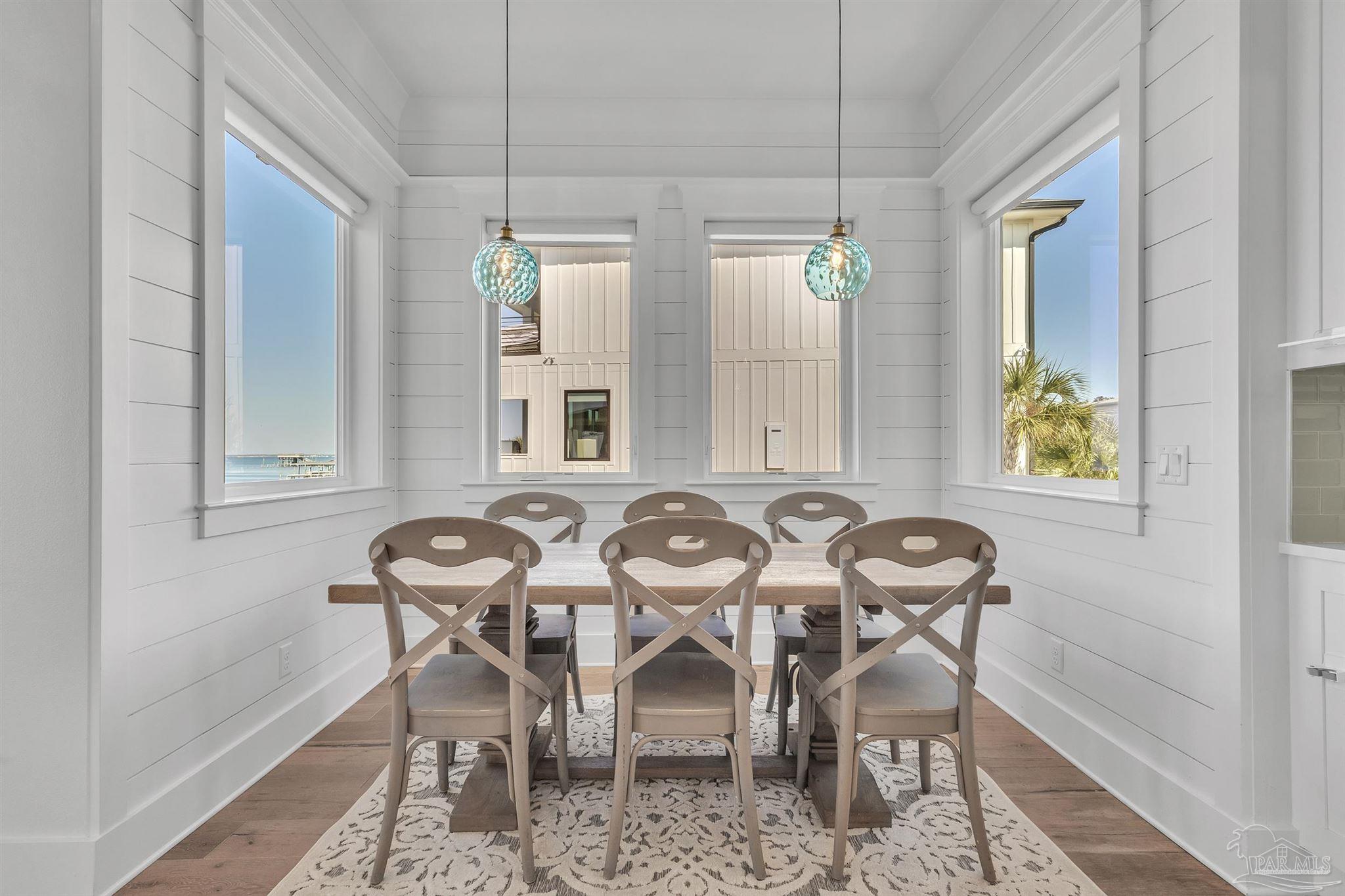325 Deer Point Dr