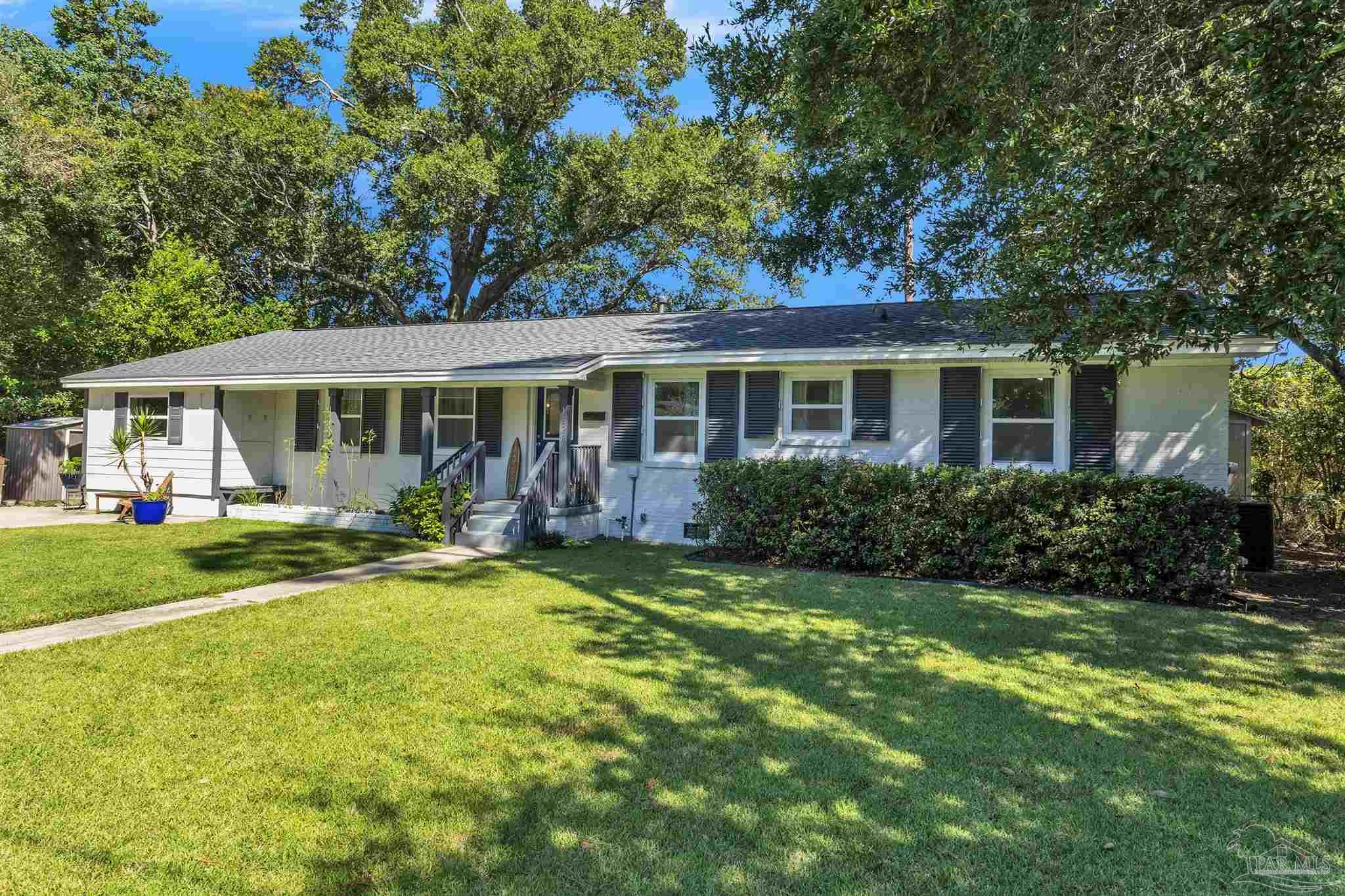 1826 Peyton Dr, Pensacola