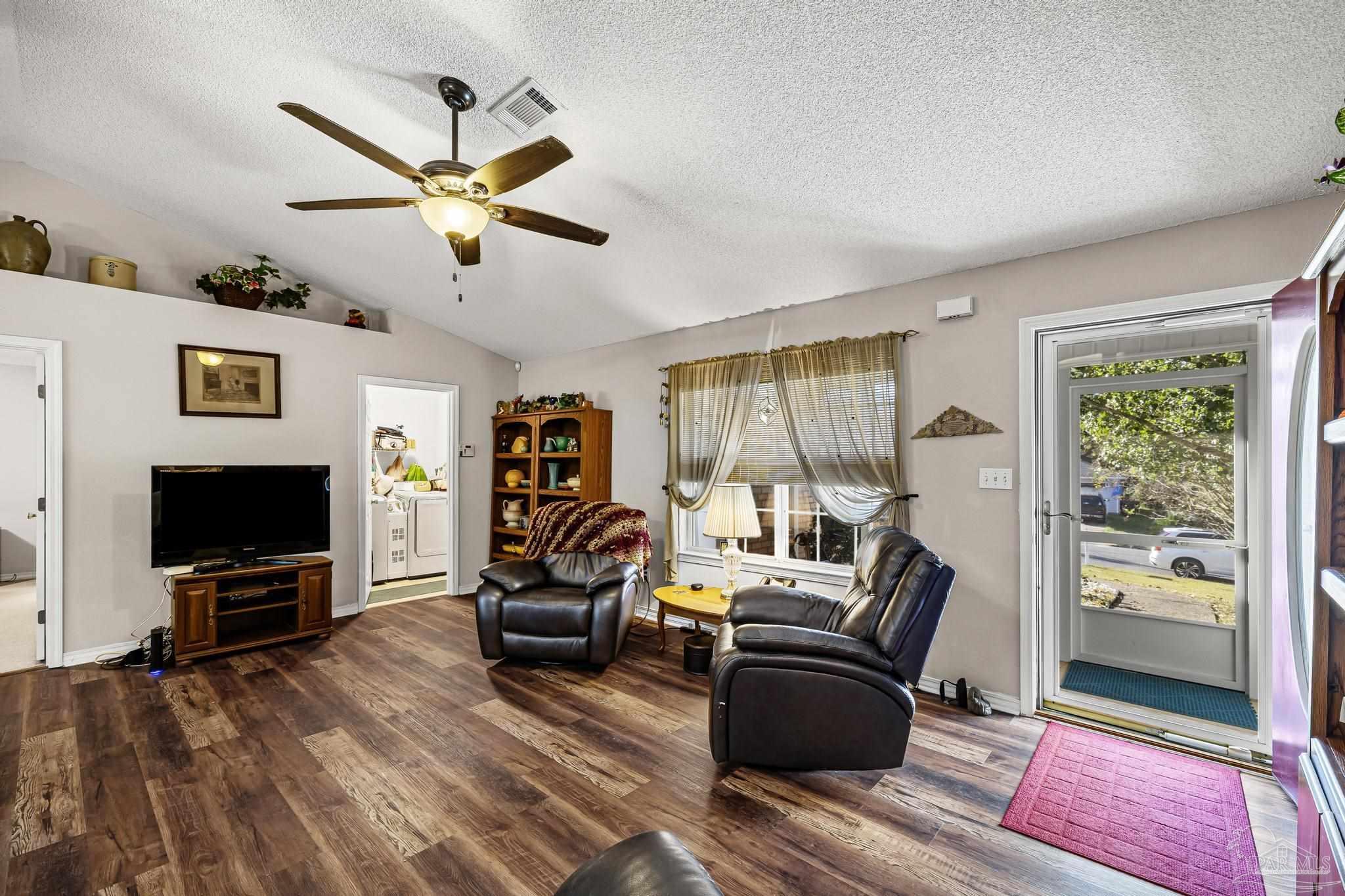 6146 Ashton Woods Cir