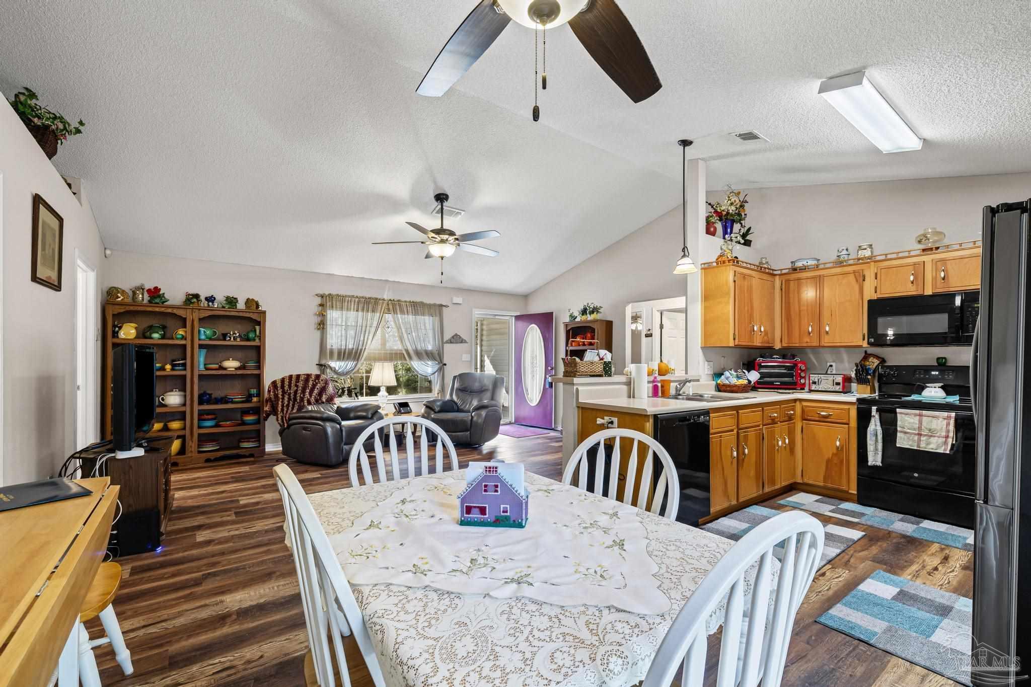 6146 Ashton Woods Cir