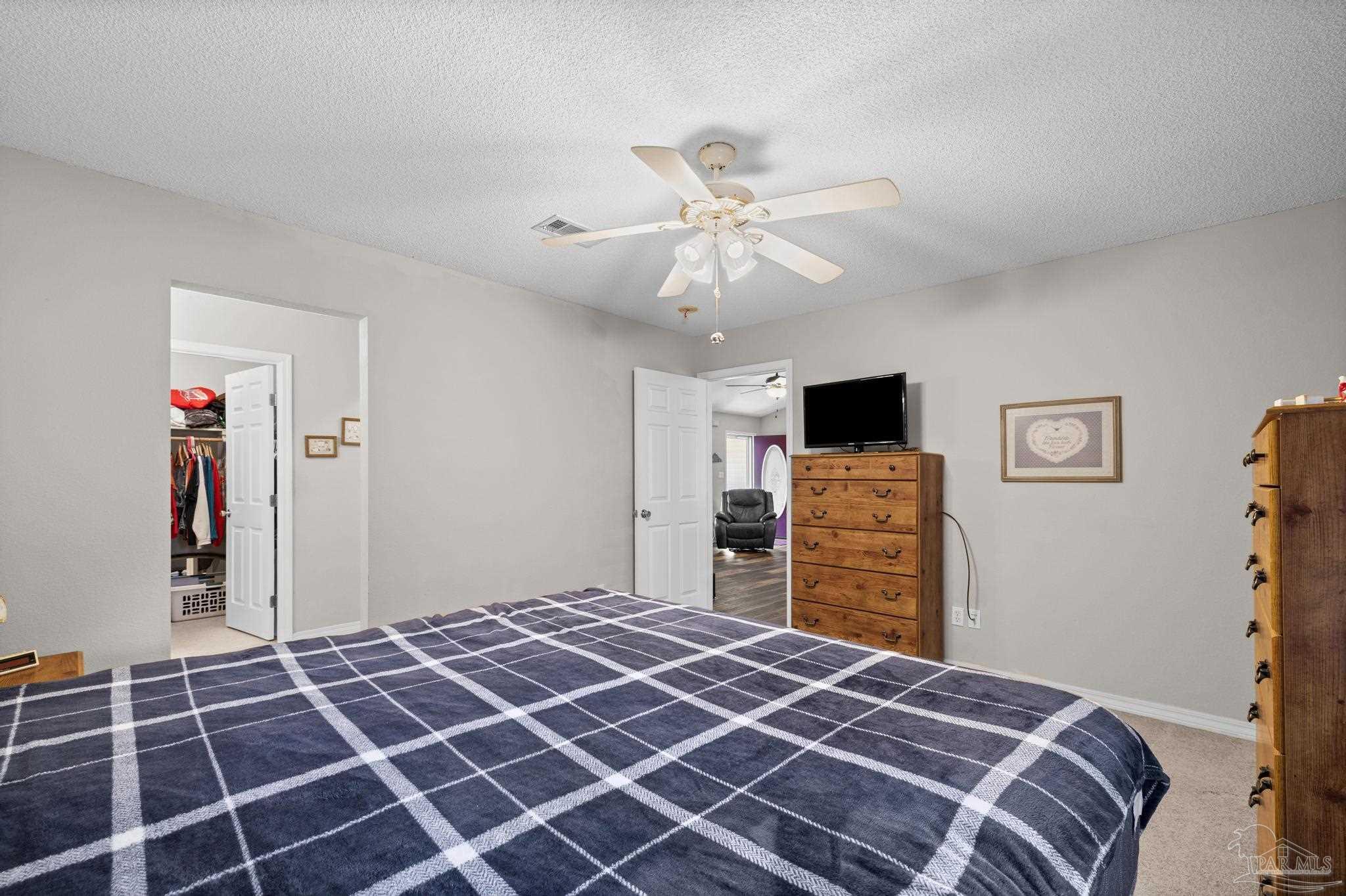 6146 Ashton Woods Cir