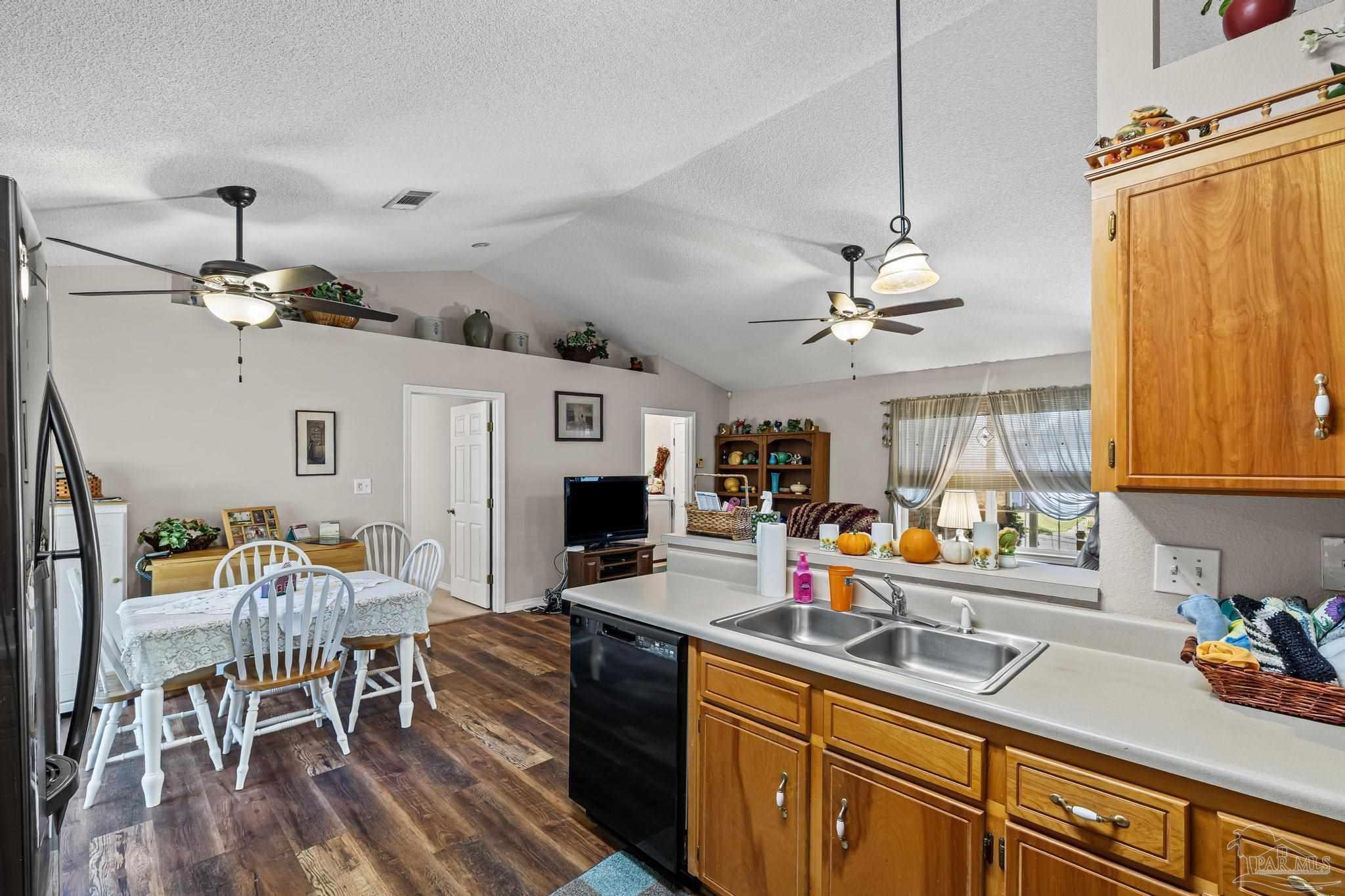 6146 Ashton Woods Cir