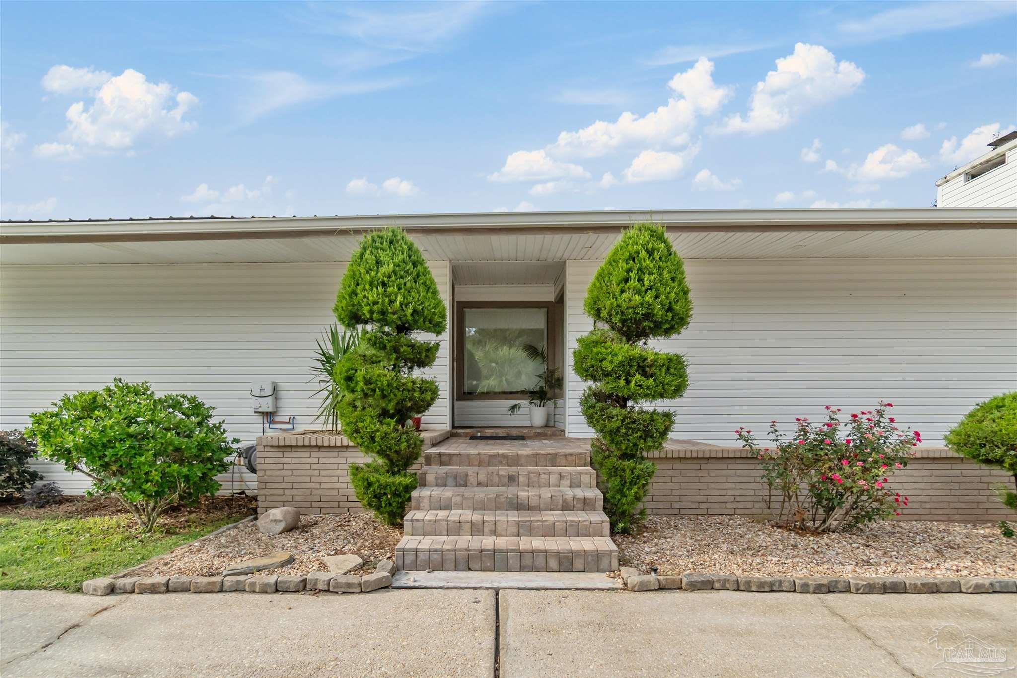 116 Julia Way