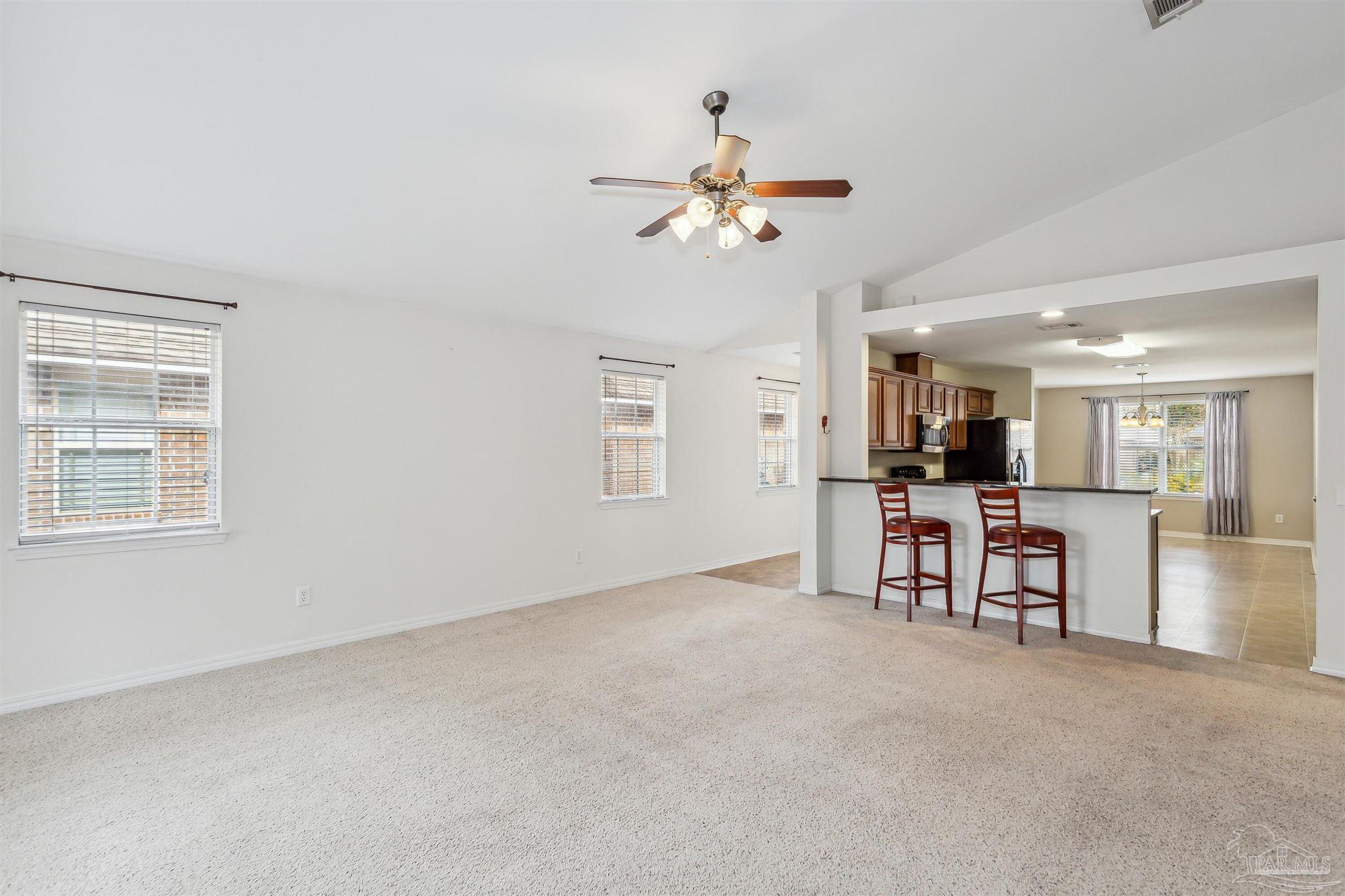 5933 Dunridge Dr