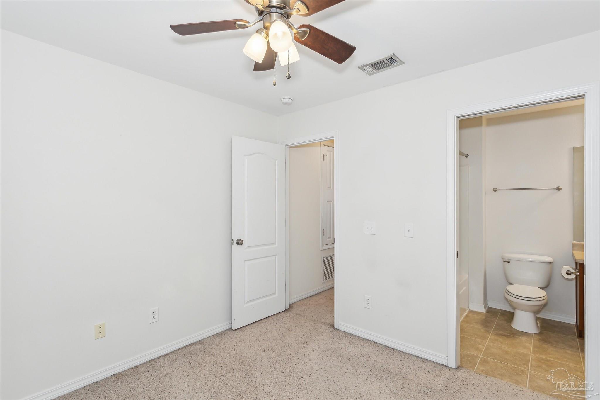 5933 Dunridge Dr