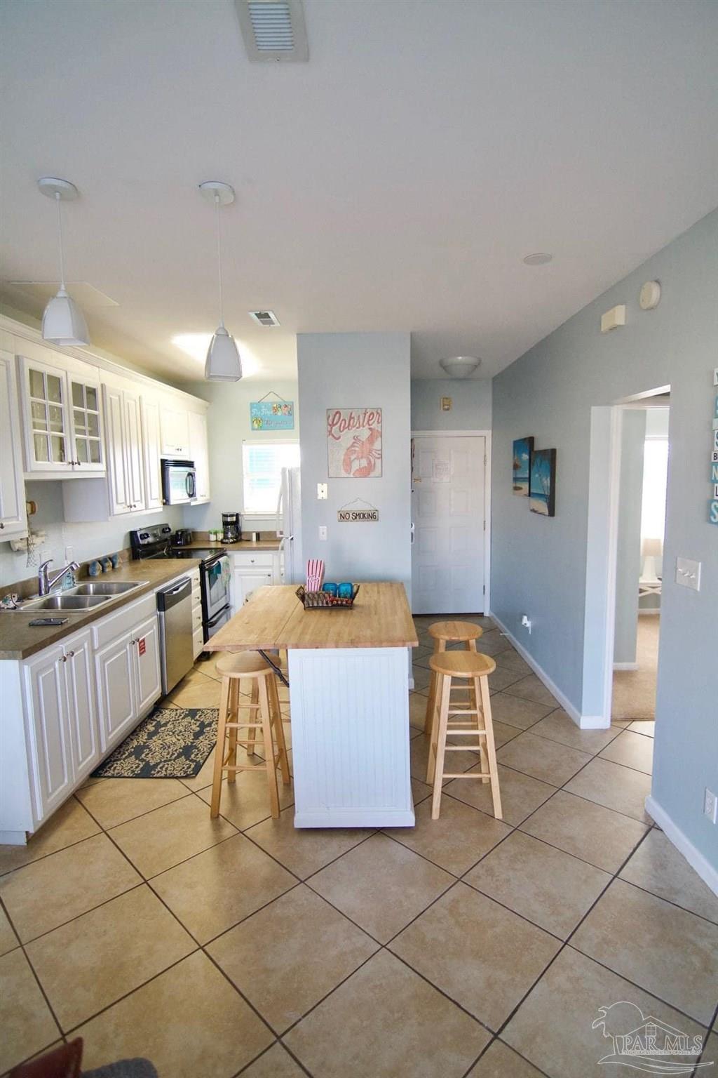 1150 Ft Pickens Rd # D7