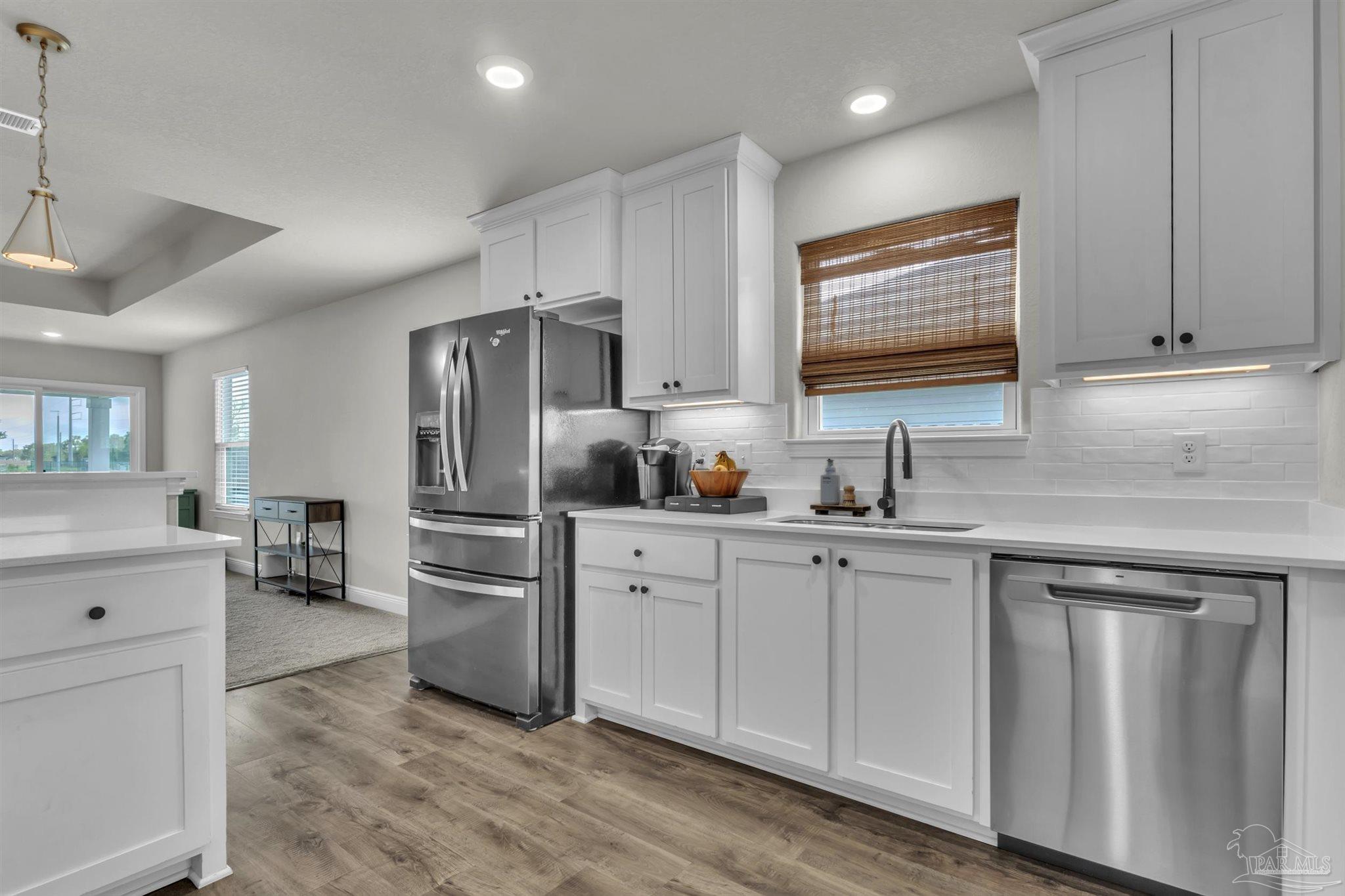 9733 Angel Oak Dr