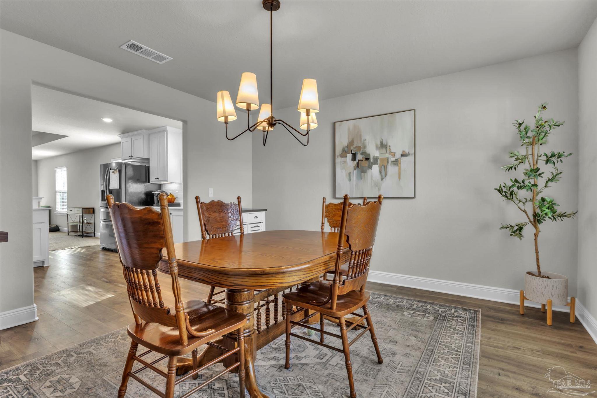 9733 Angel Oak Dr