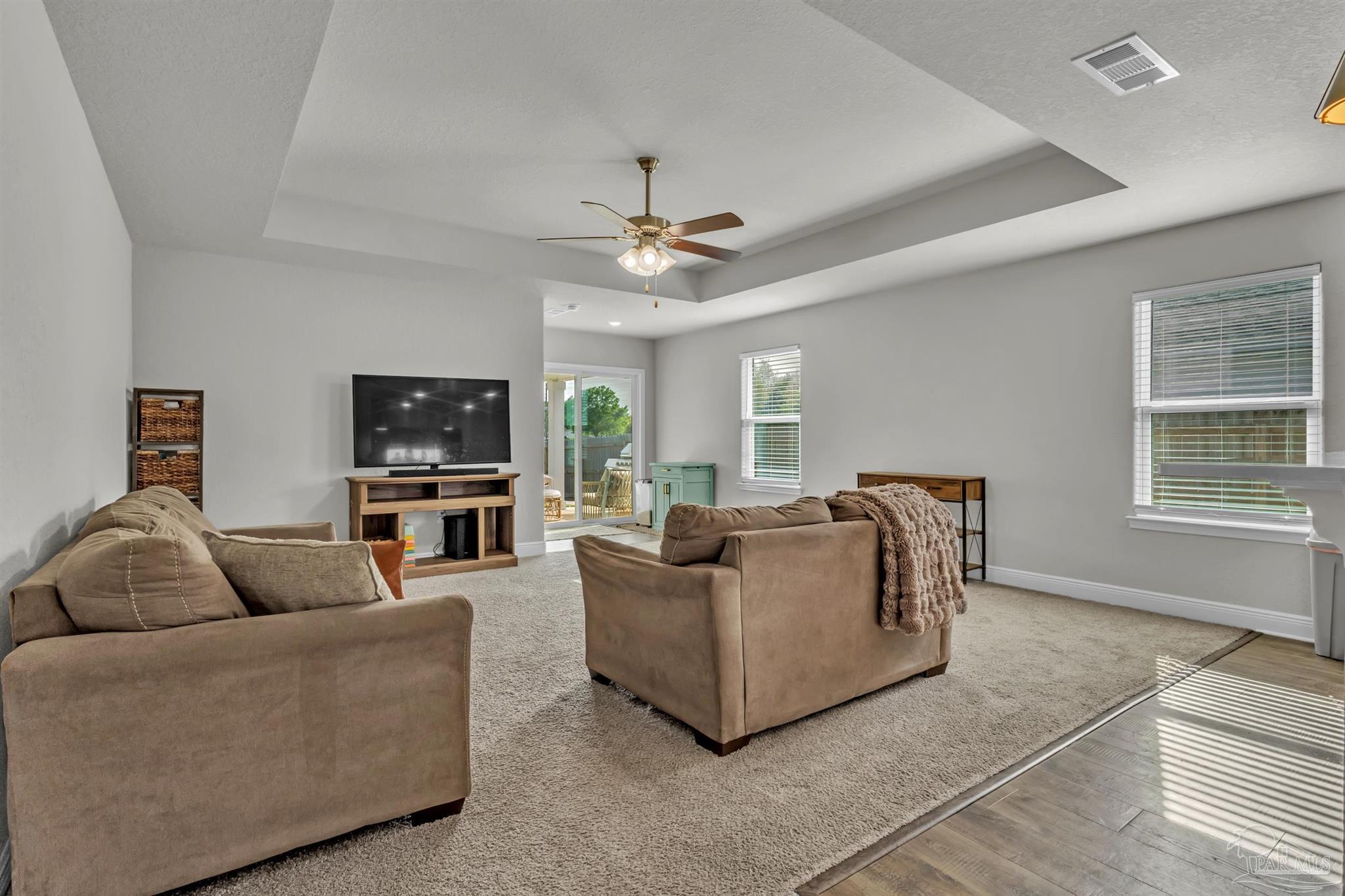 9733 Angel Oak Dr