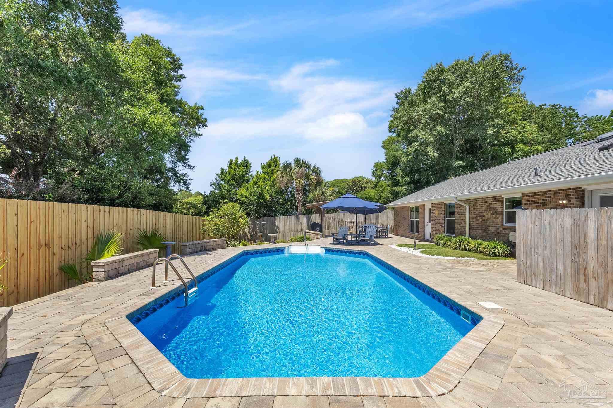 209 Shoreline Dr