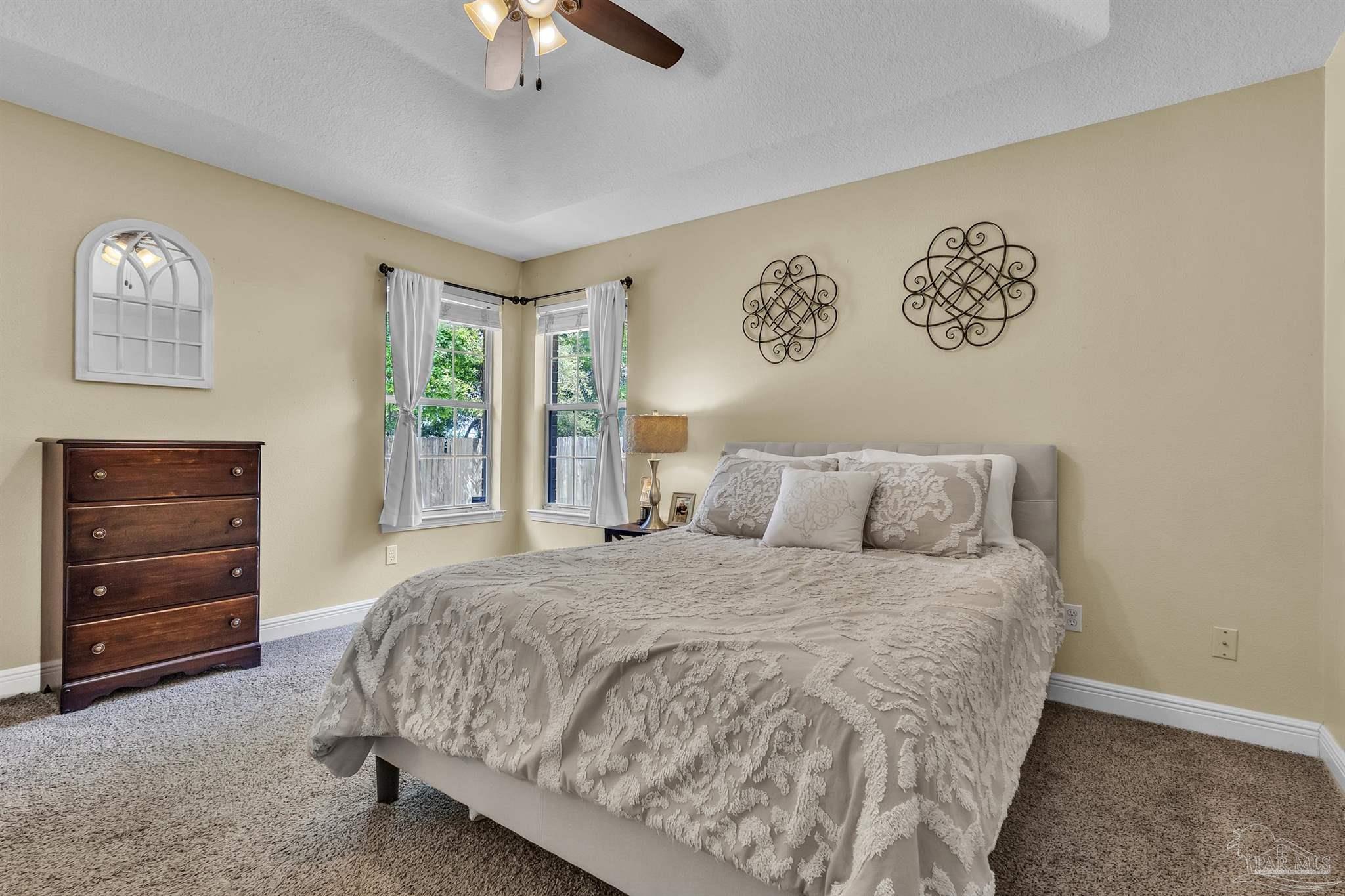 4321 Ridgeland Dr