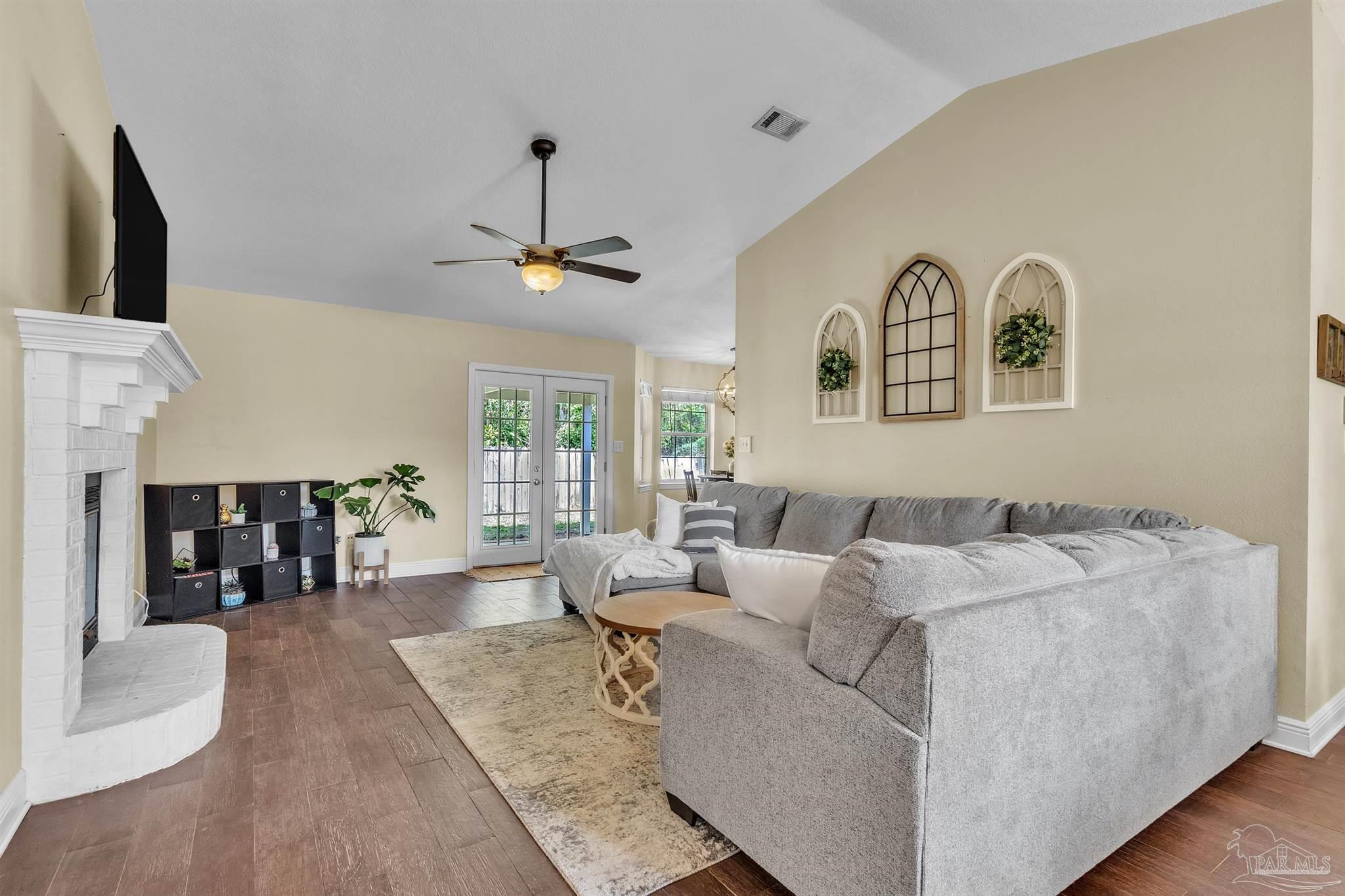 4321 Ridgeland Dr
