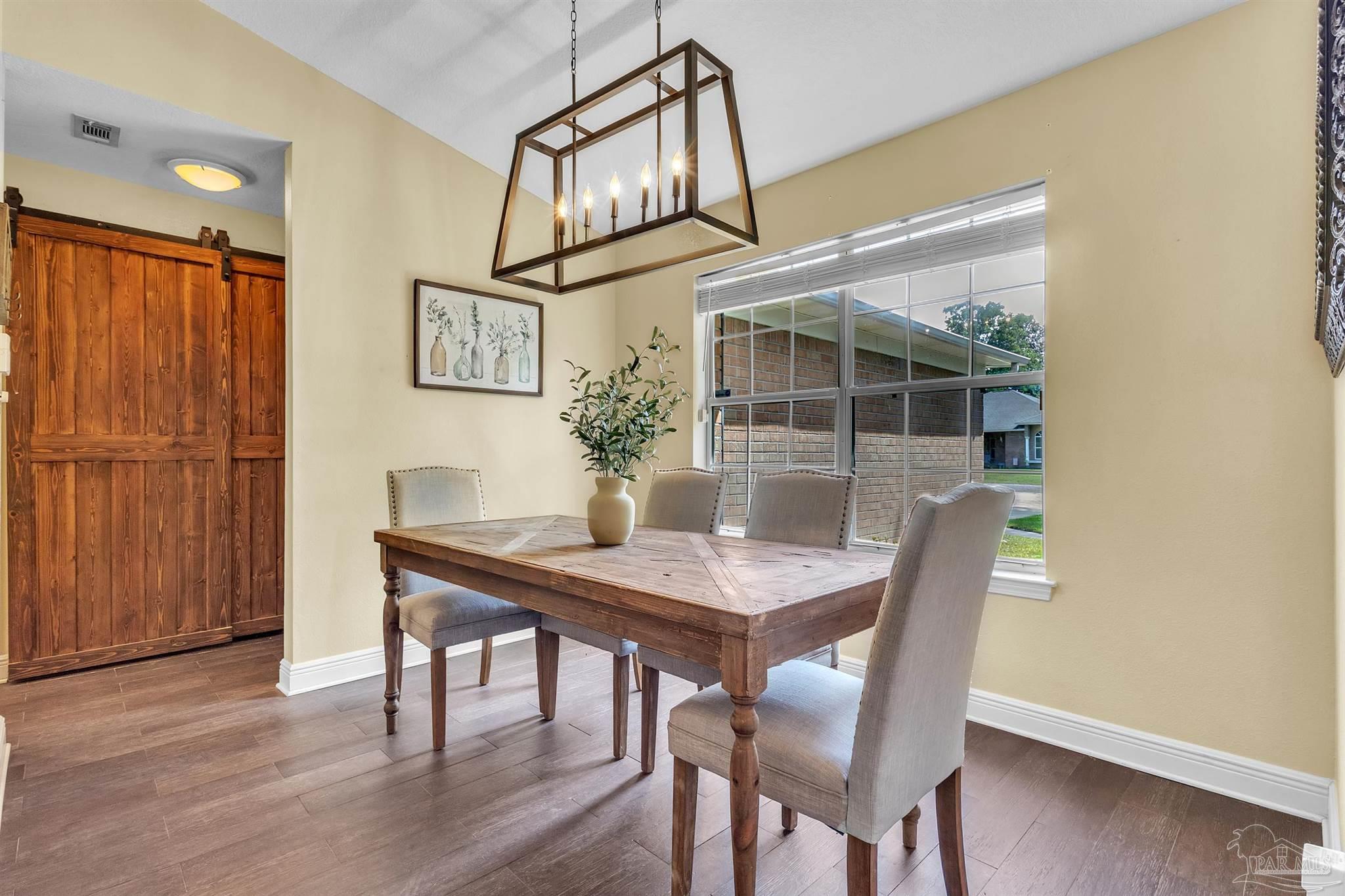 4321 Ridgeland Dr