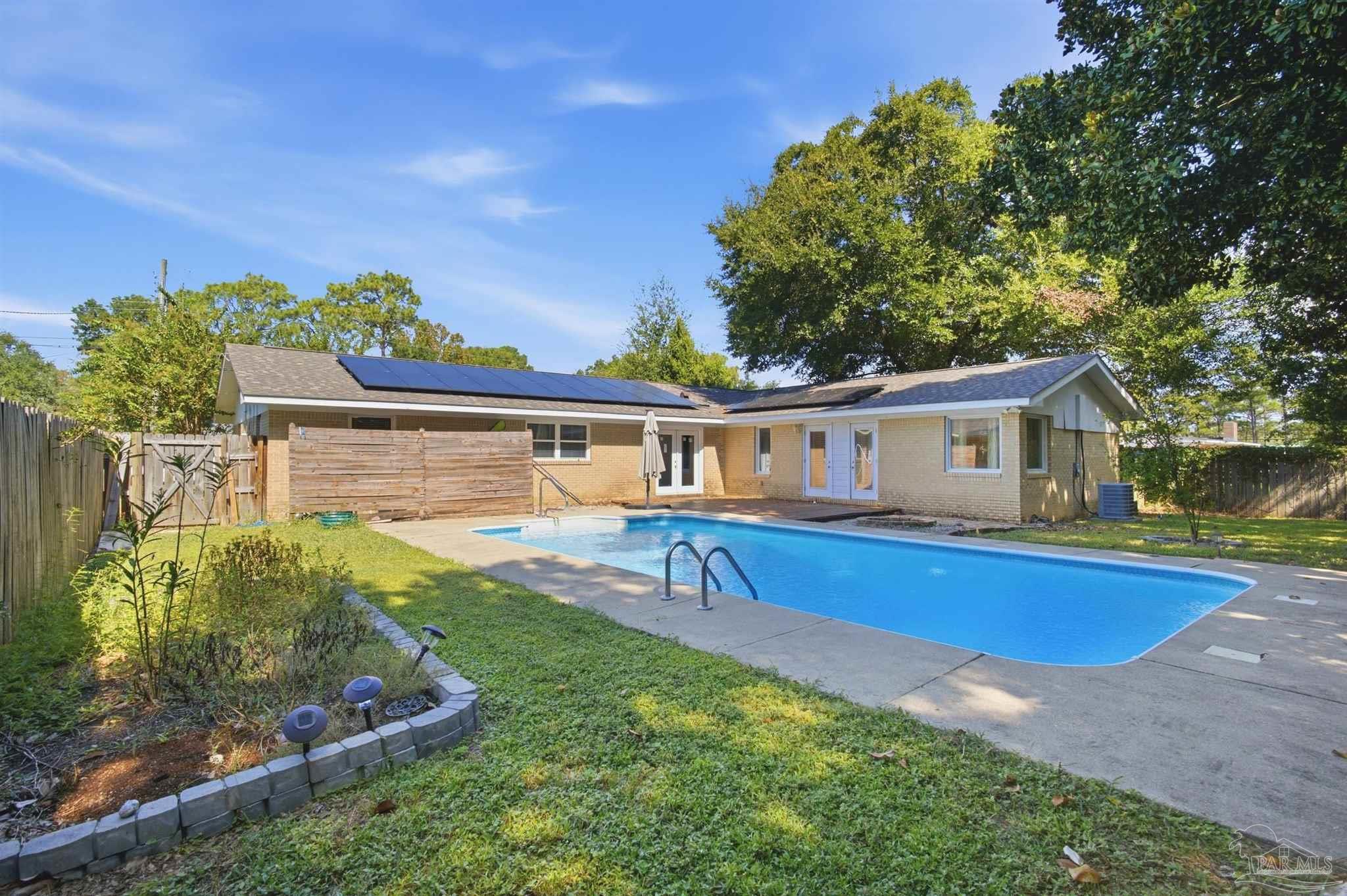 5570 Peachtree Ct