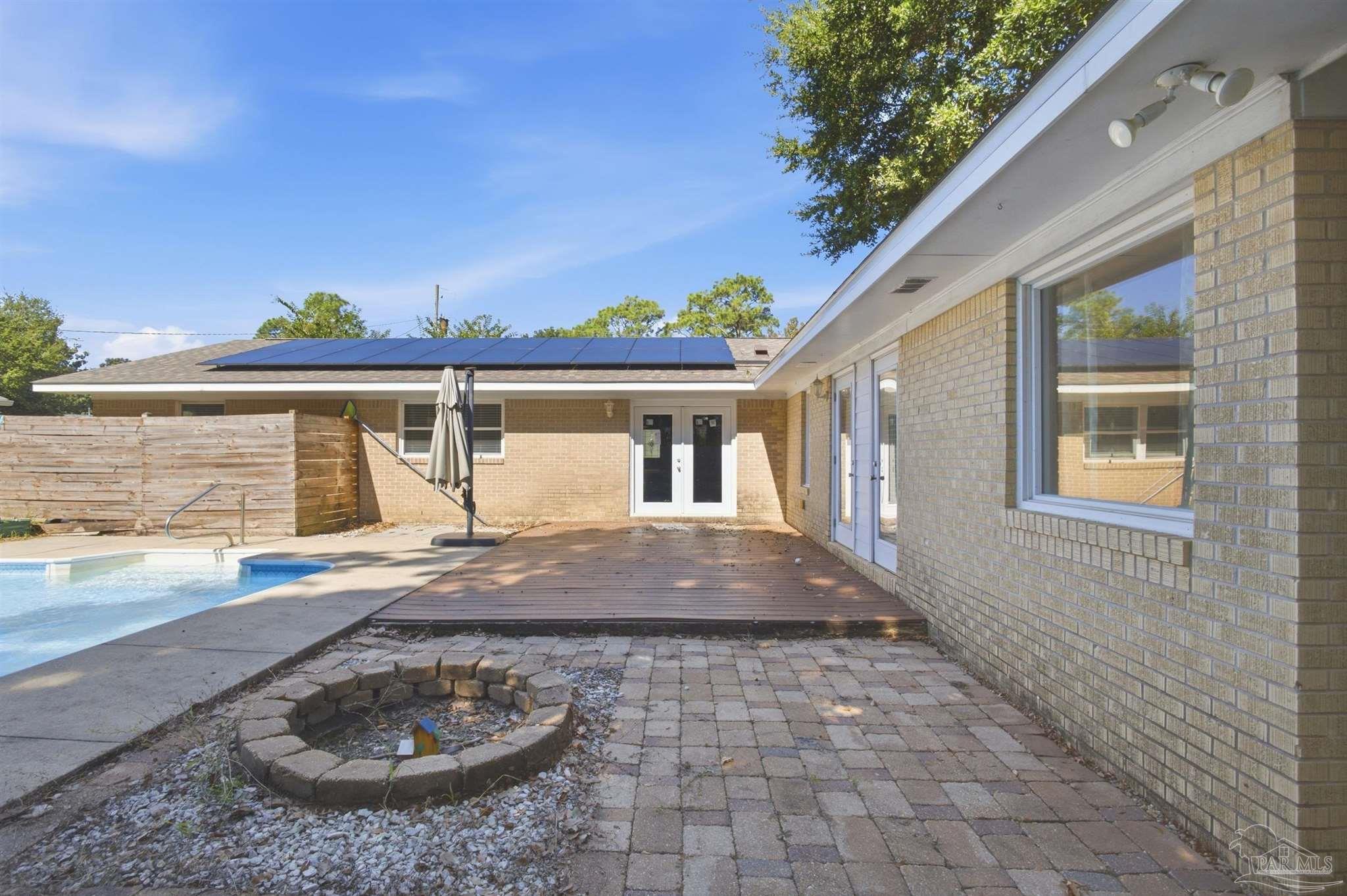 5570 Peachtree Ct