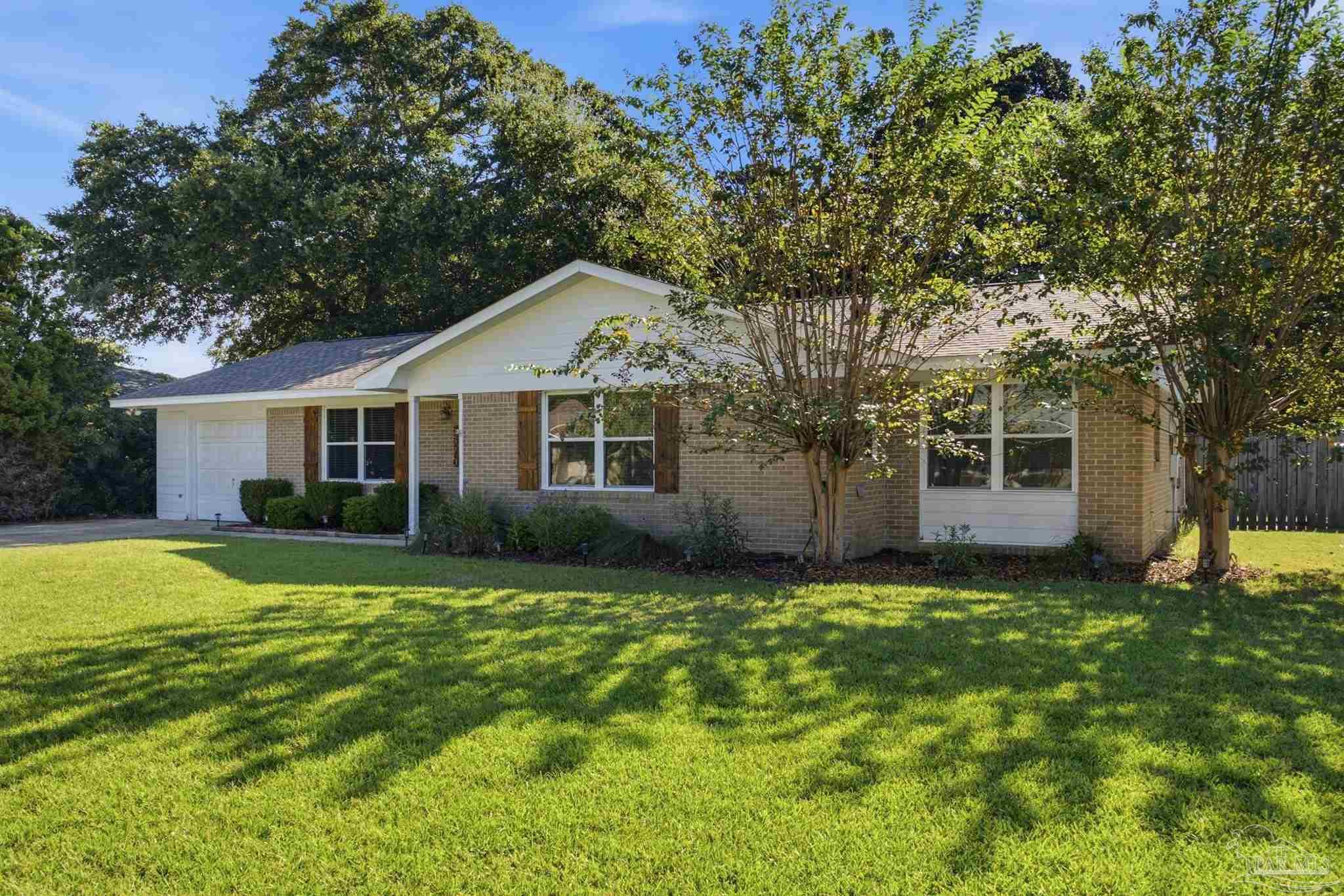 5570 Peachtree Ct