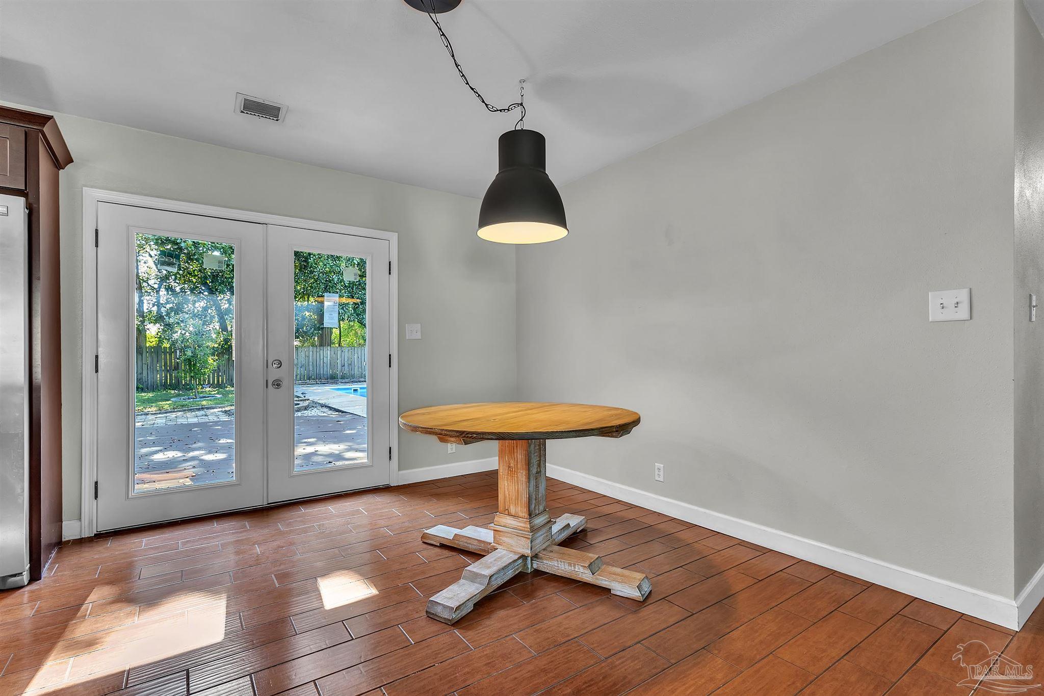 5570 Peachtree Ct