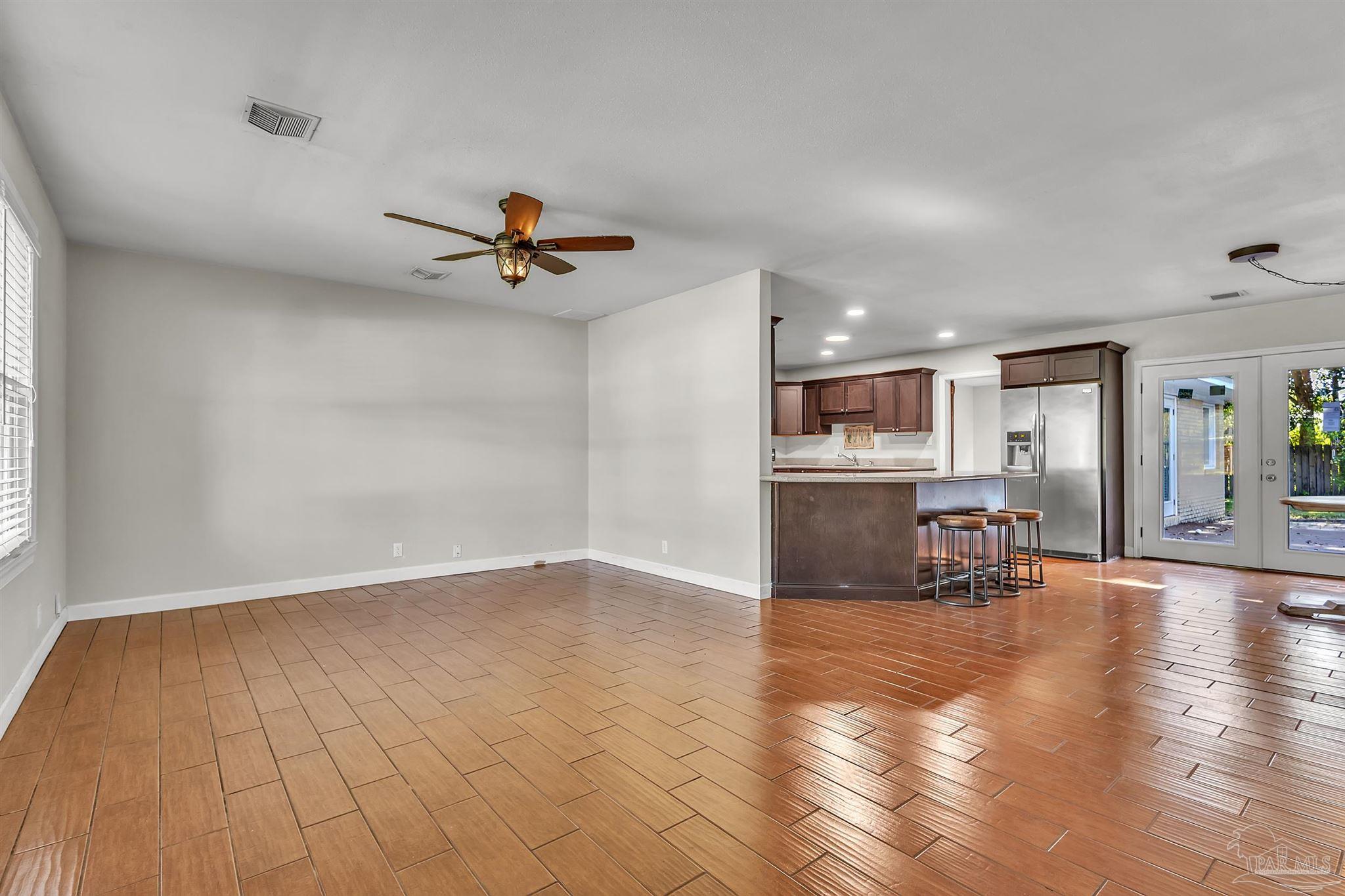 5570 Peachtree Ct
