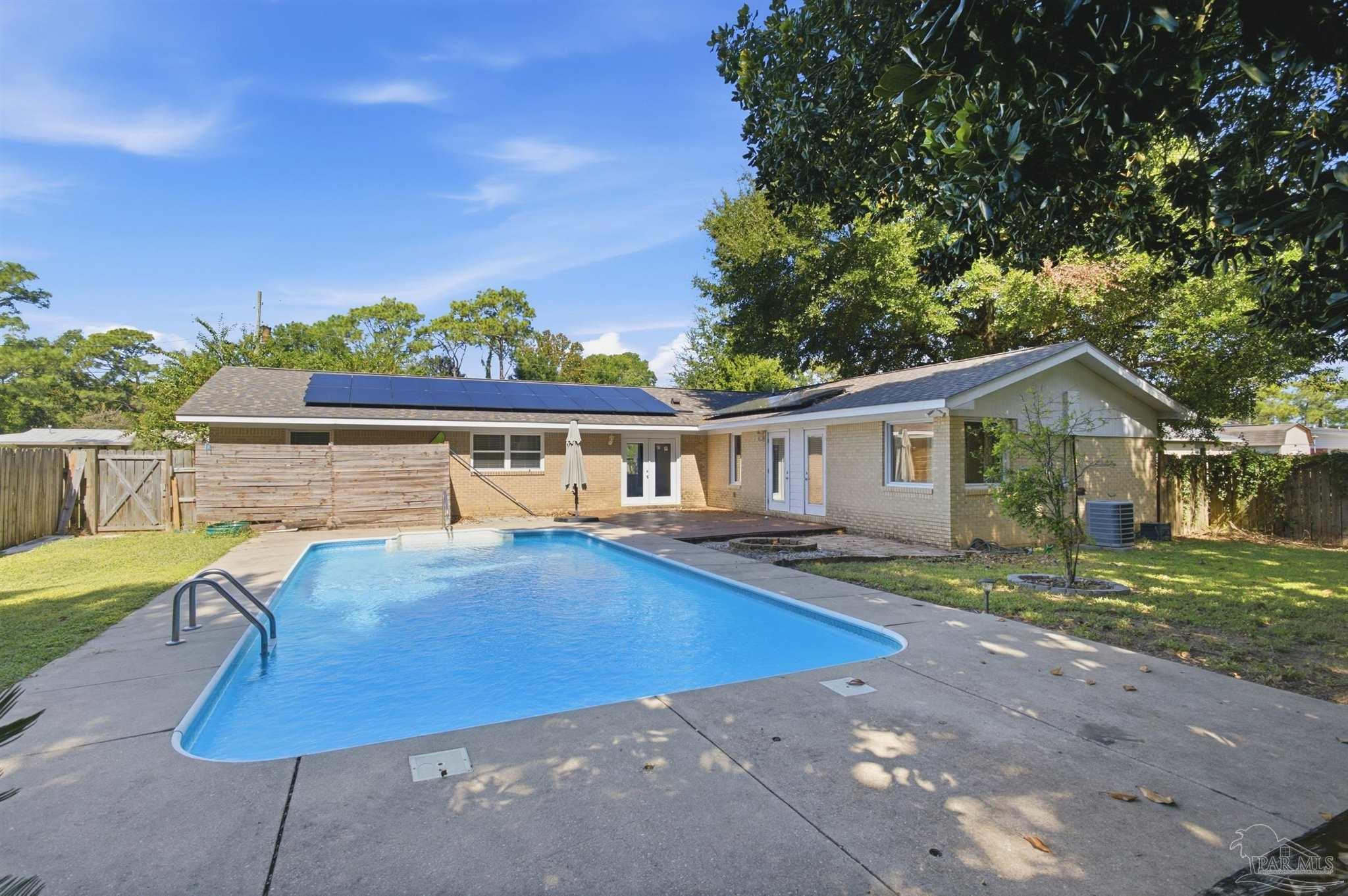 5570 Peachtree Ct