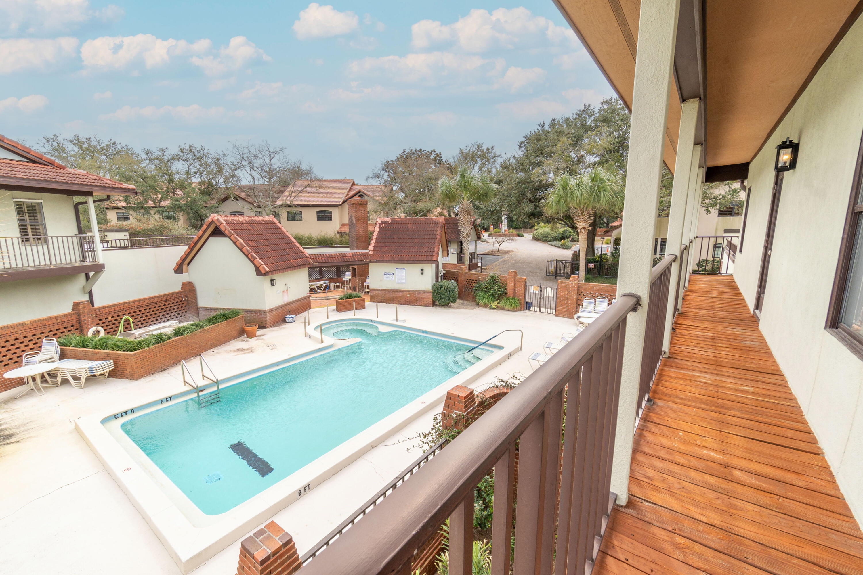 102 Bay Bridge Drive Unit: .
