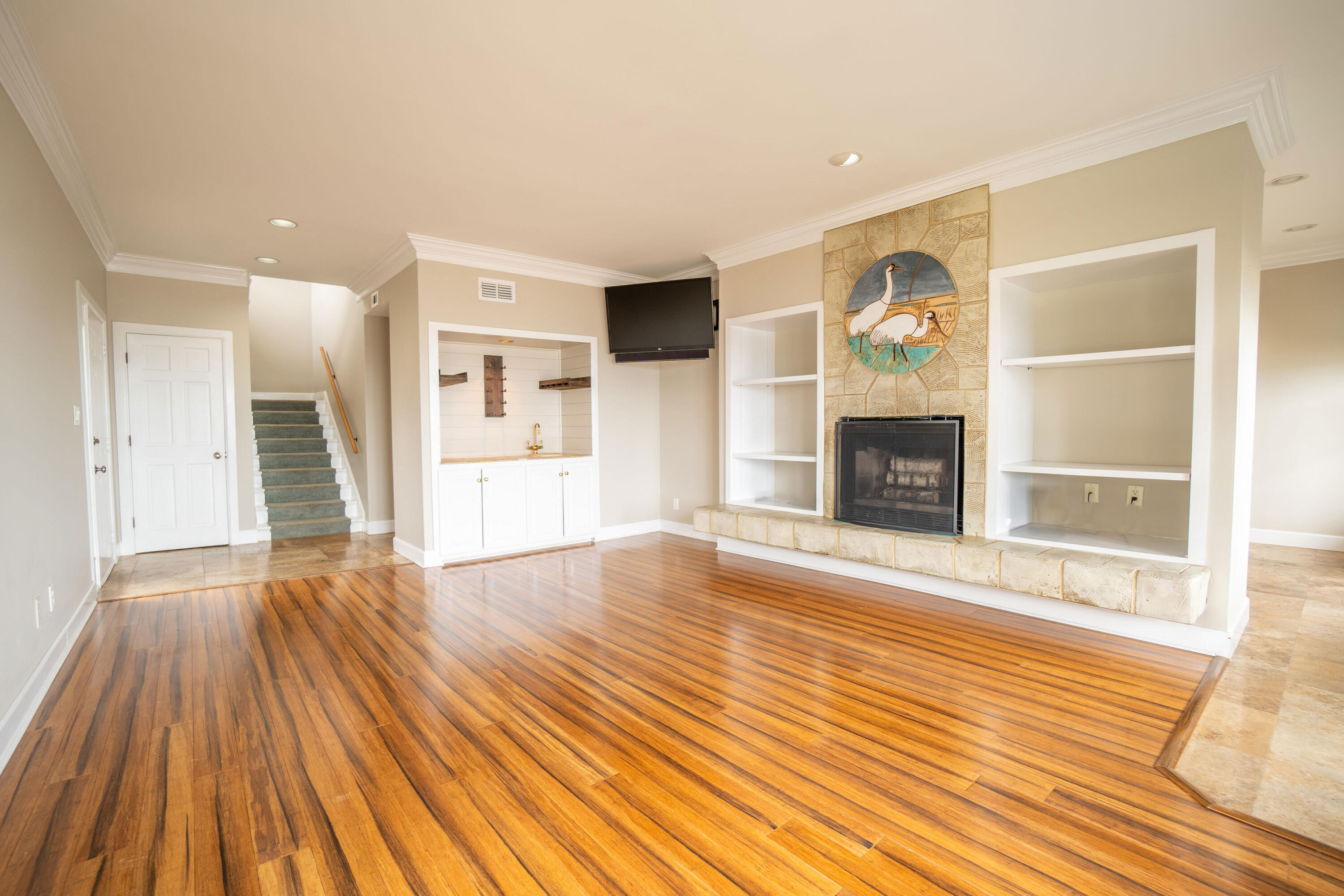 102 Bay Bridge Drive Unit: .