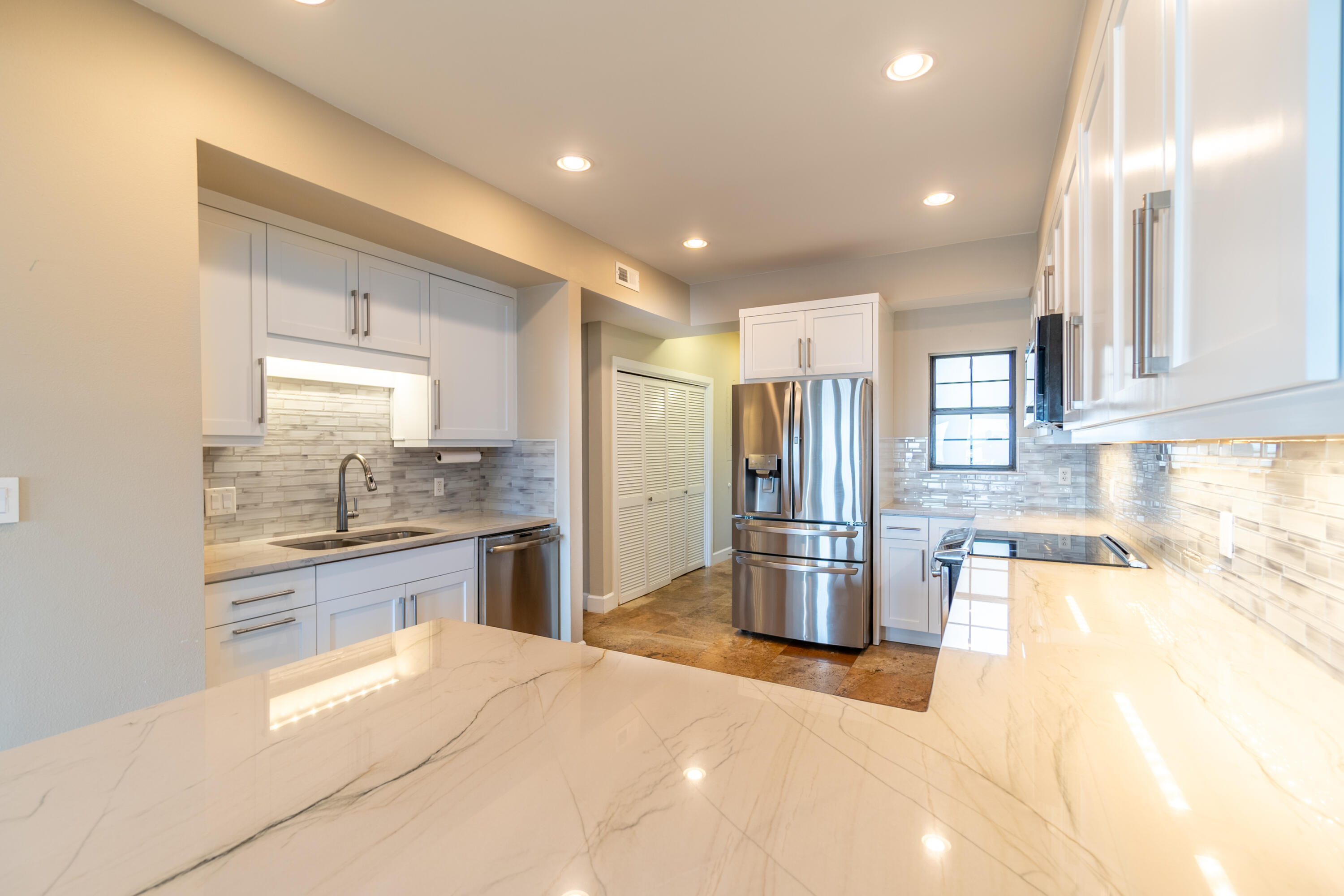 102 Bay Bridge Drive Unit: .