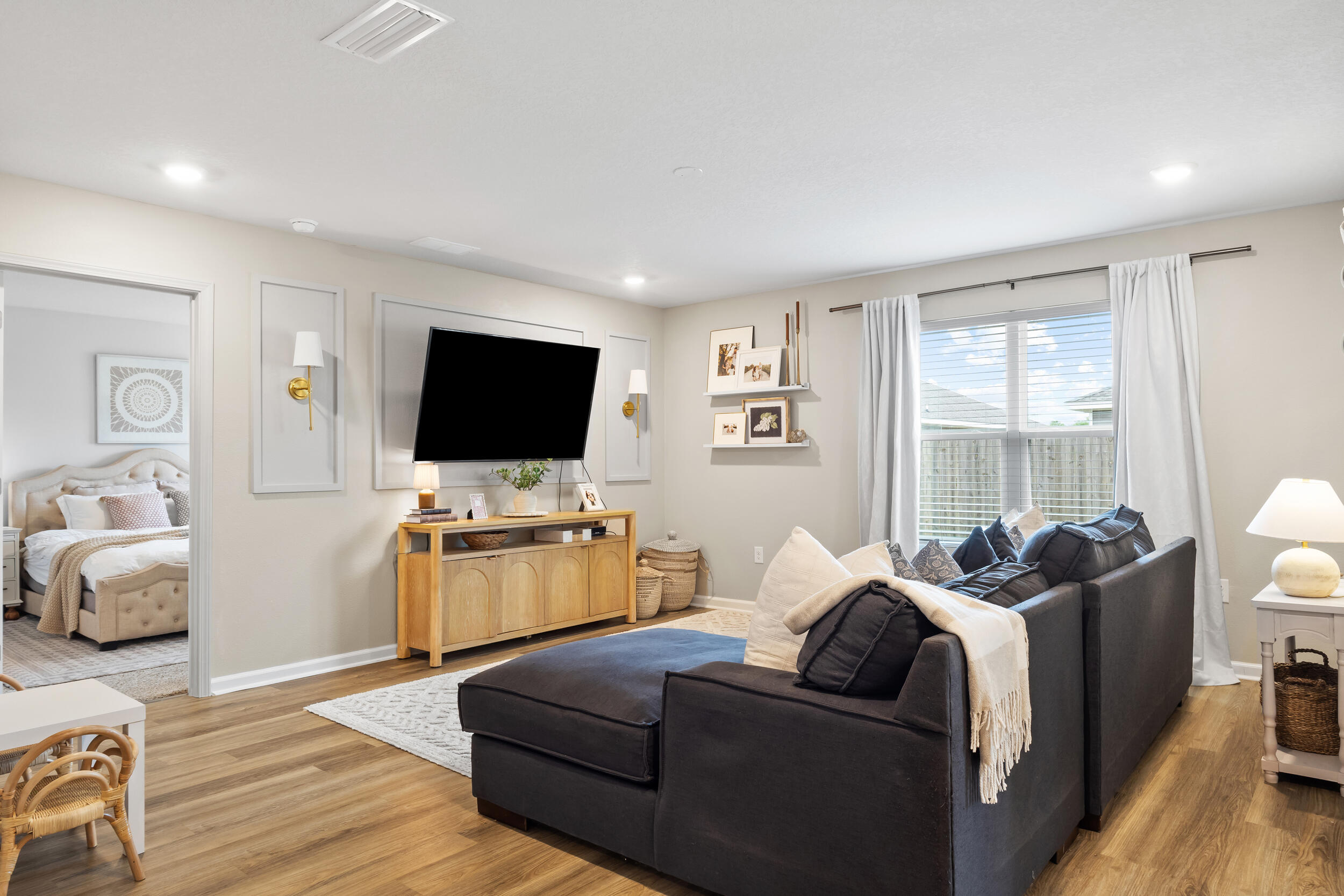 9659 Angel Oak Drive