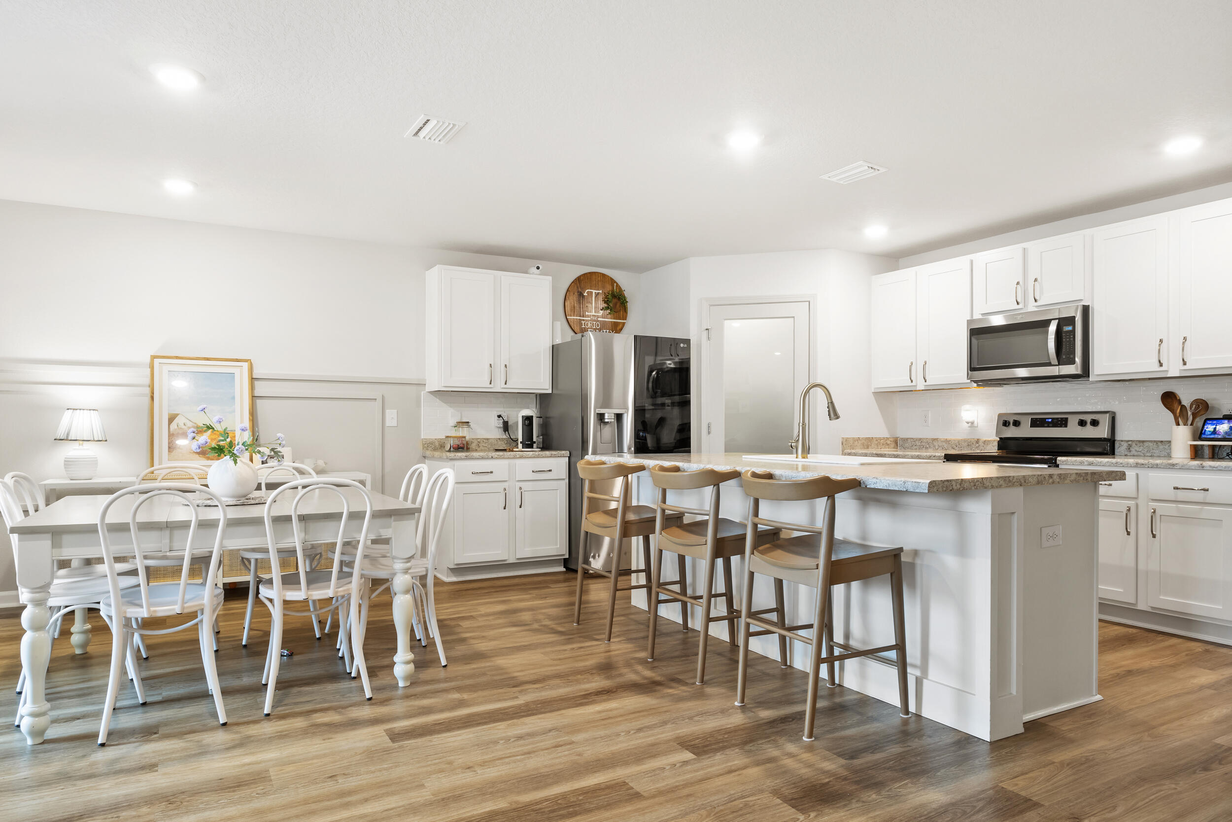 9659 Angel Oak Drive