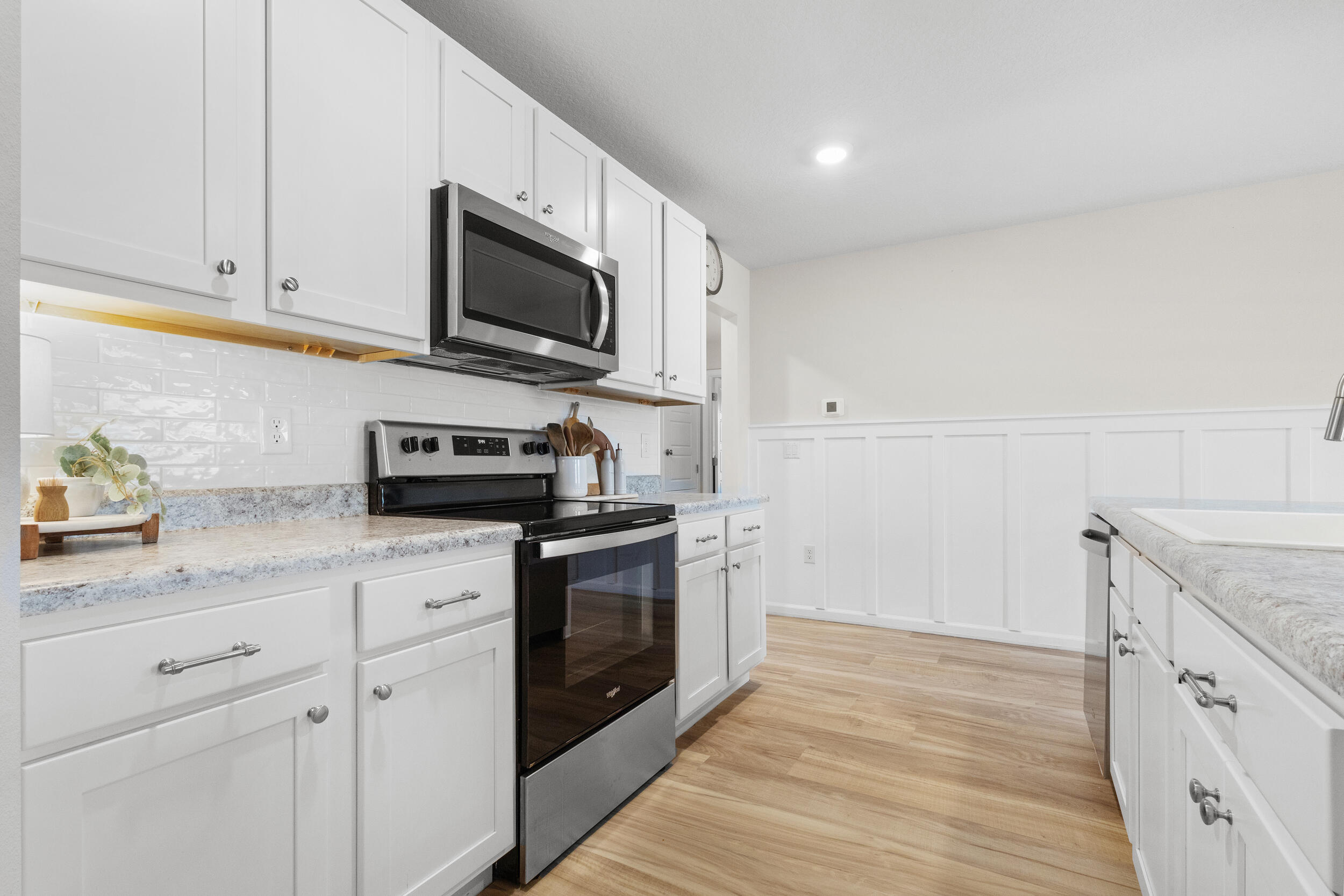 9639 Angel Oak Drive