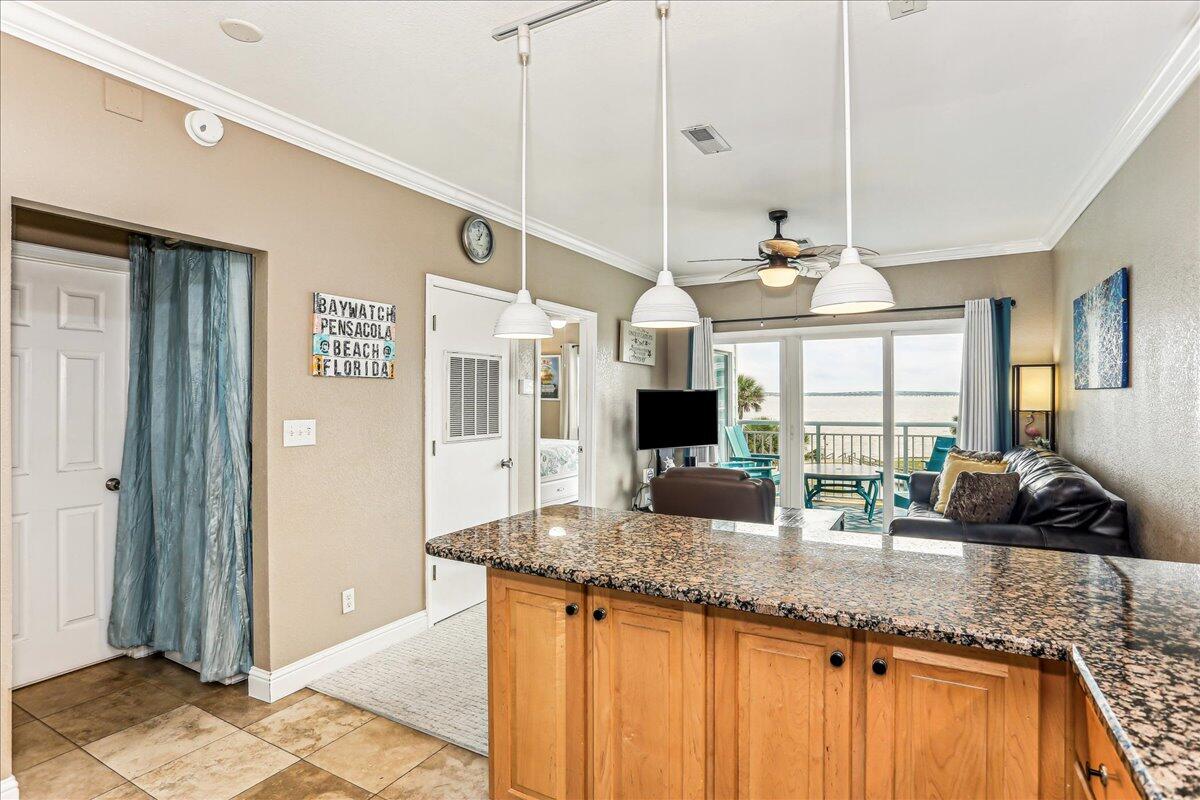 1150 Ft Pickens Road Unit: C7