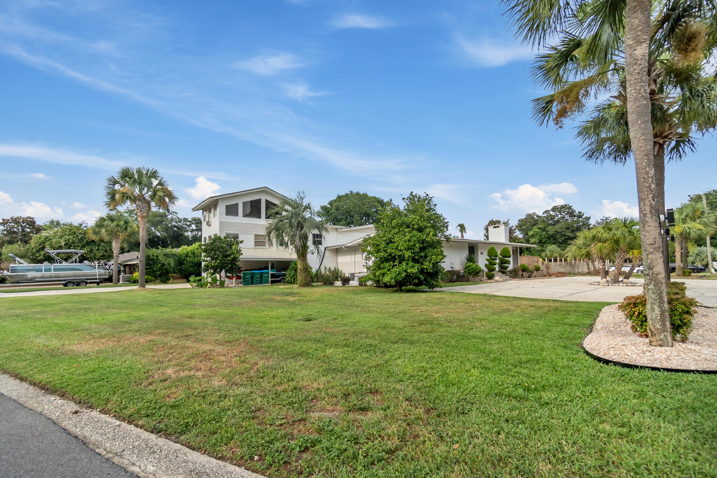 116 Julia Way