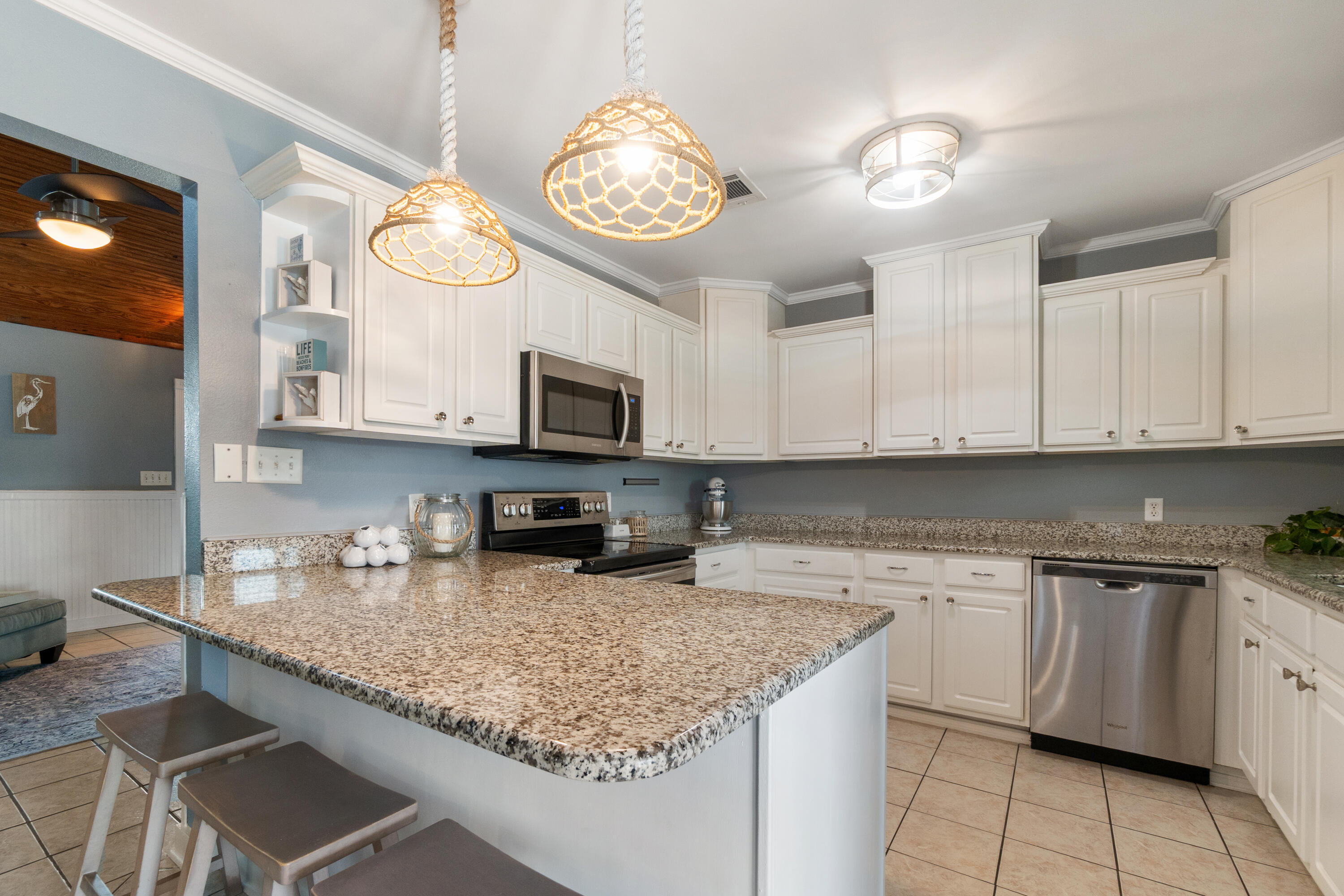 1635 College Parkway