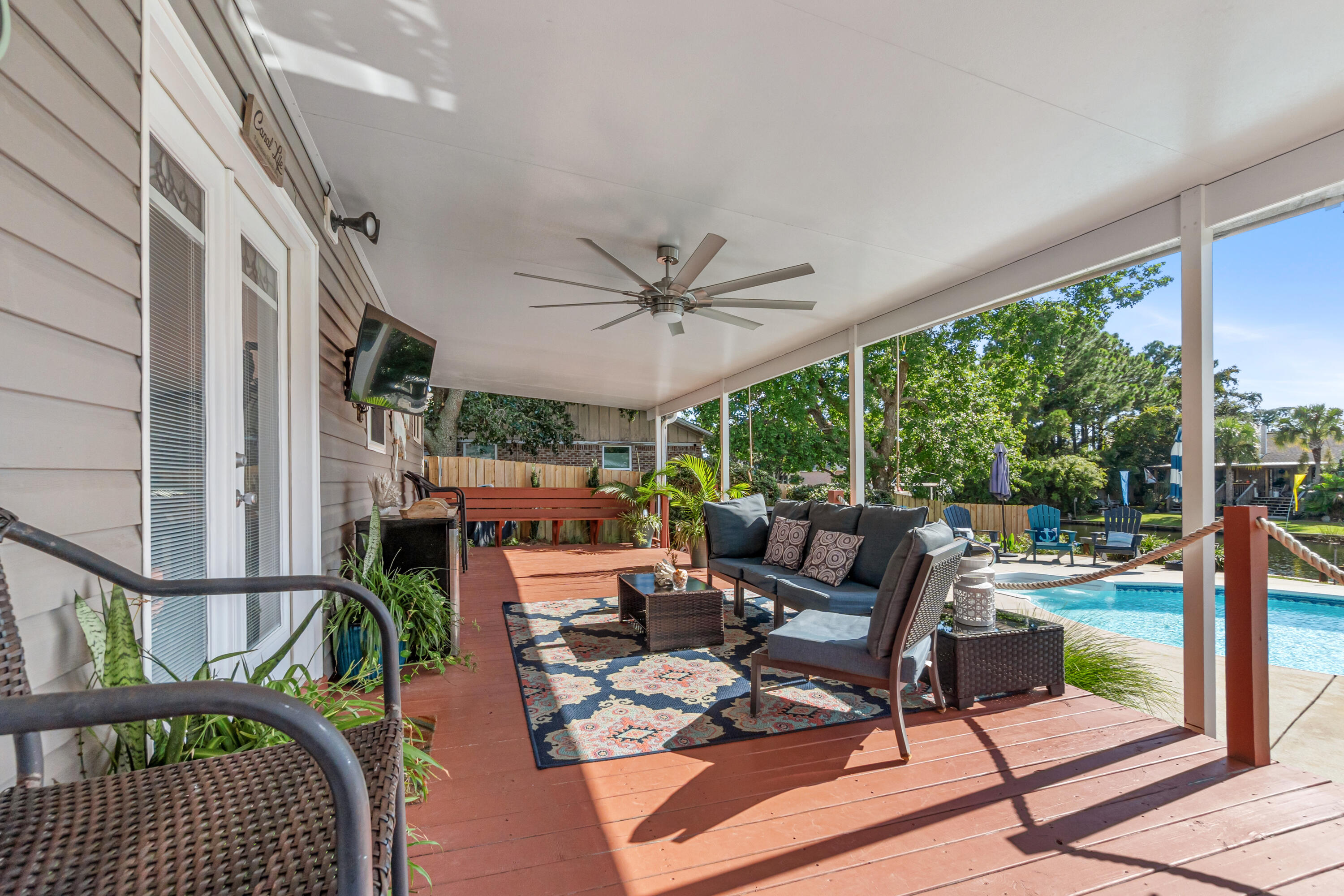 1635 College Parkway