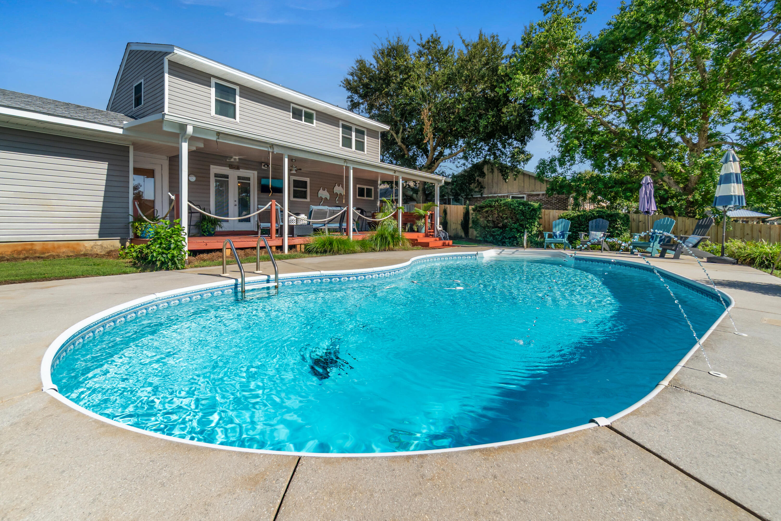 1635 College Parkway