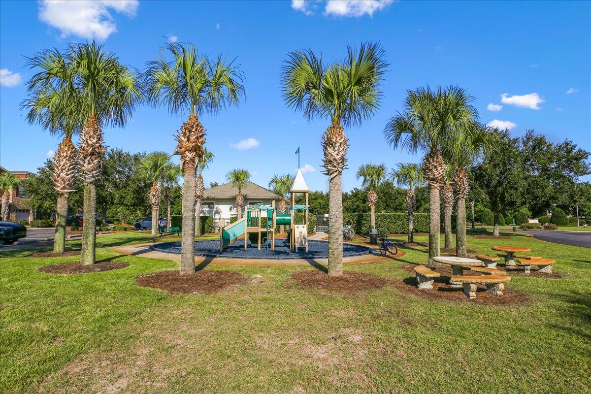 8881 Brown Pelican Circle