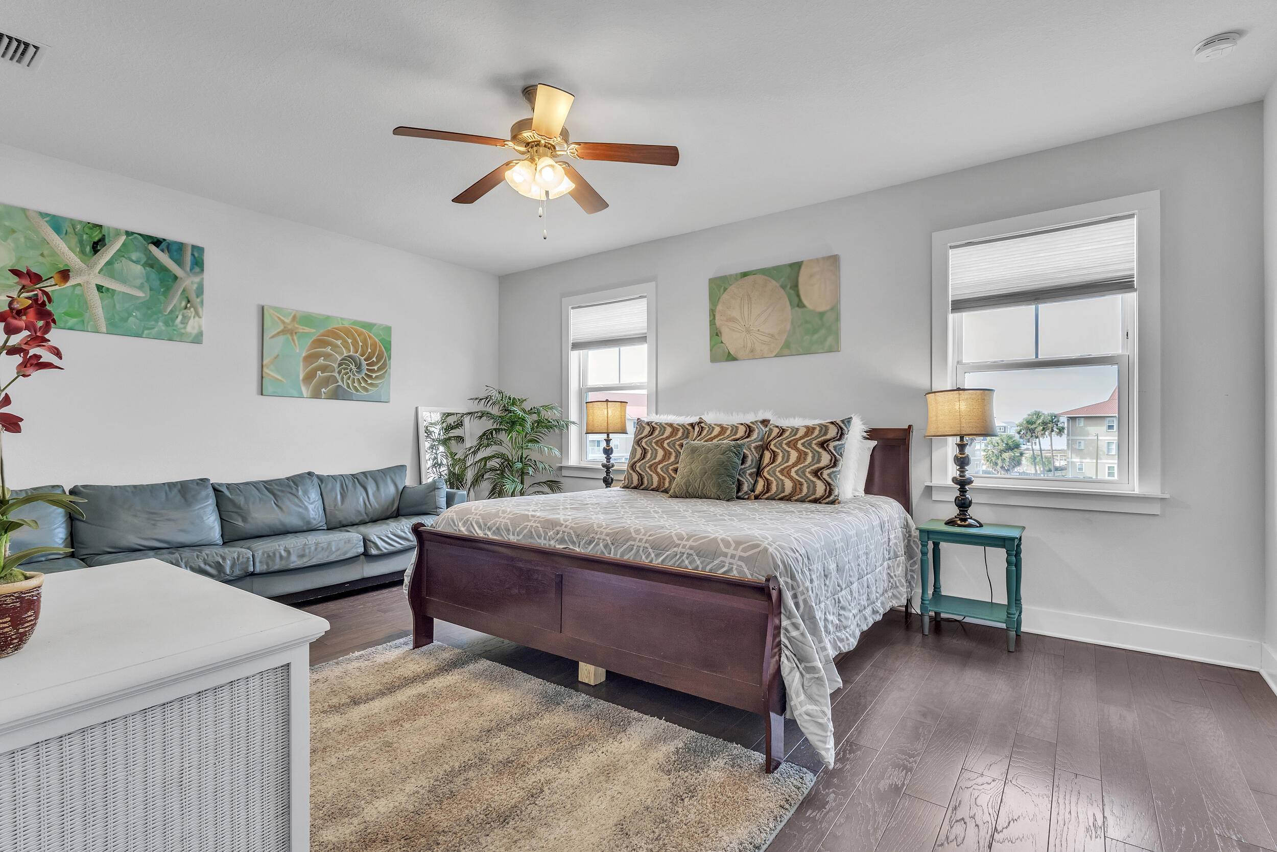 1499 Seaside Circle