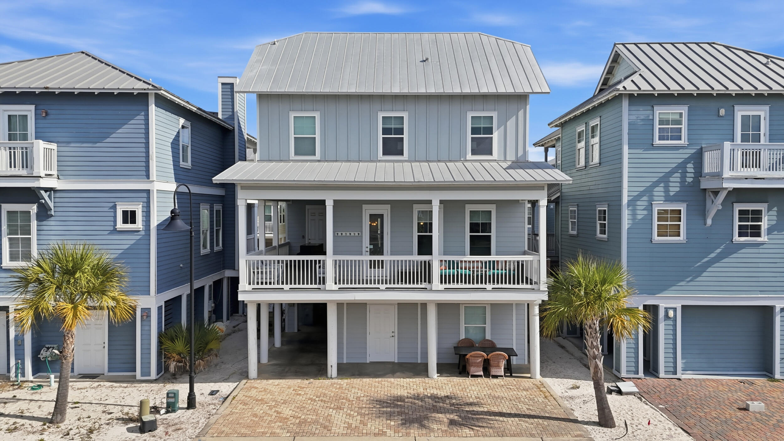 1499 Seaside Circle