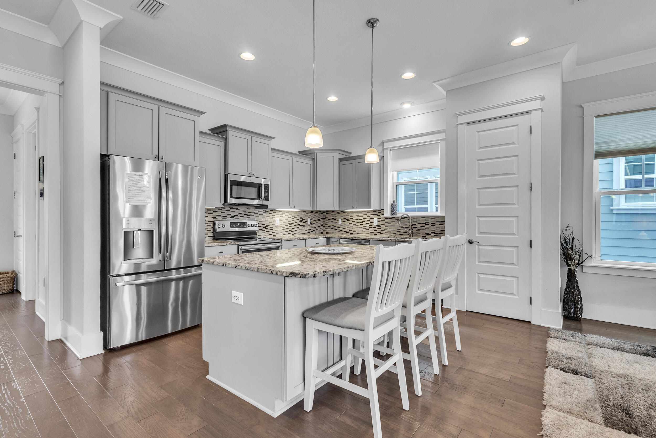 1499 Seaside Circle