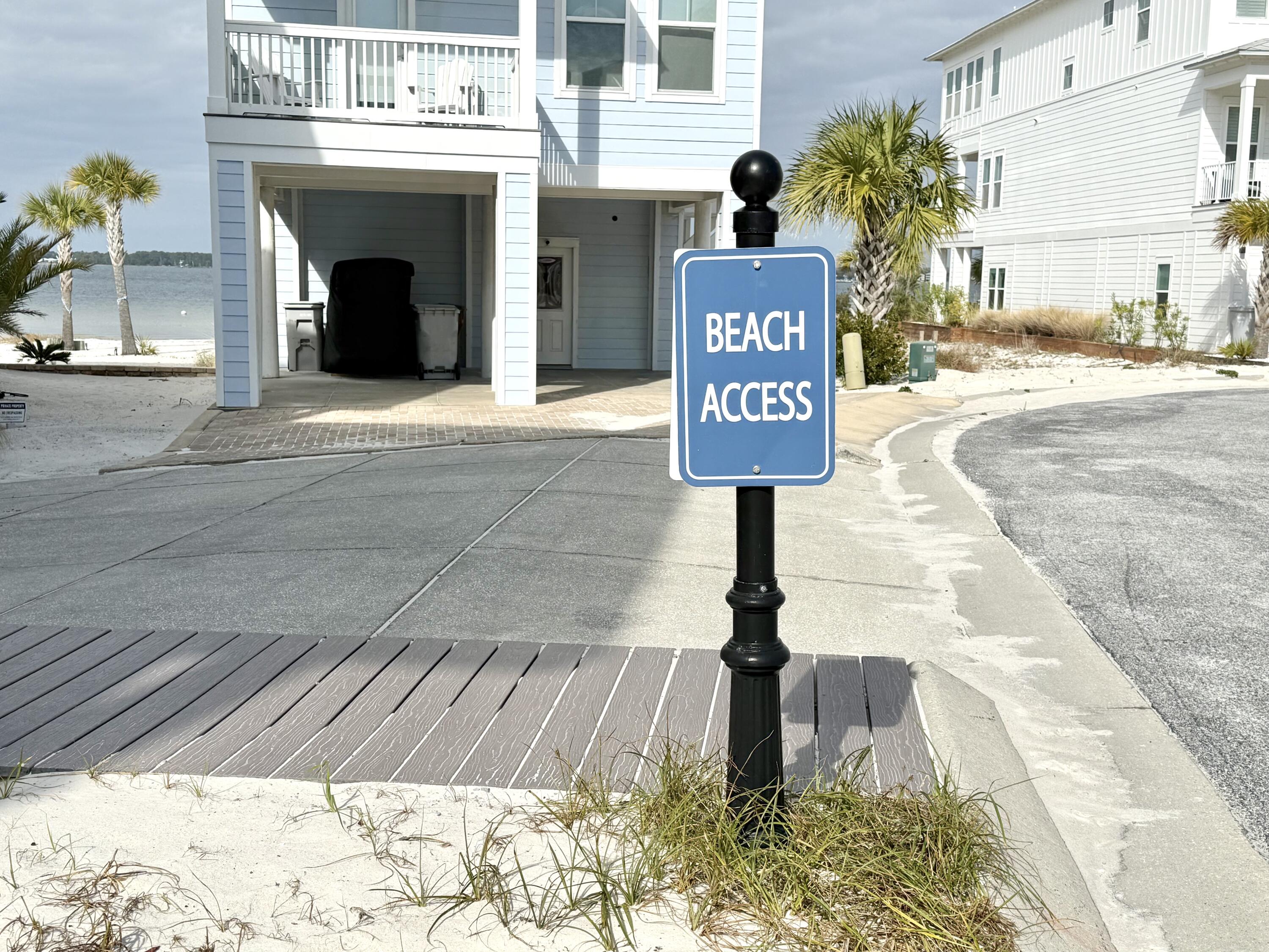 1499 Seaside Circle