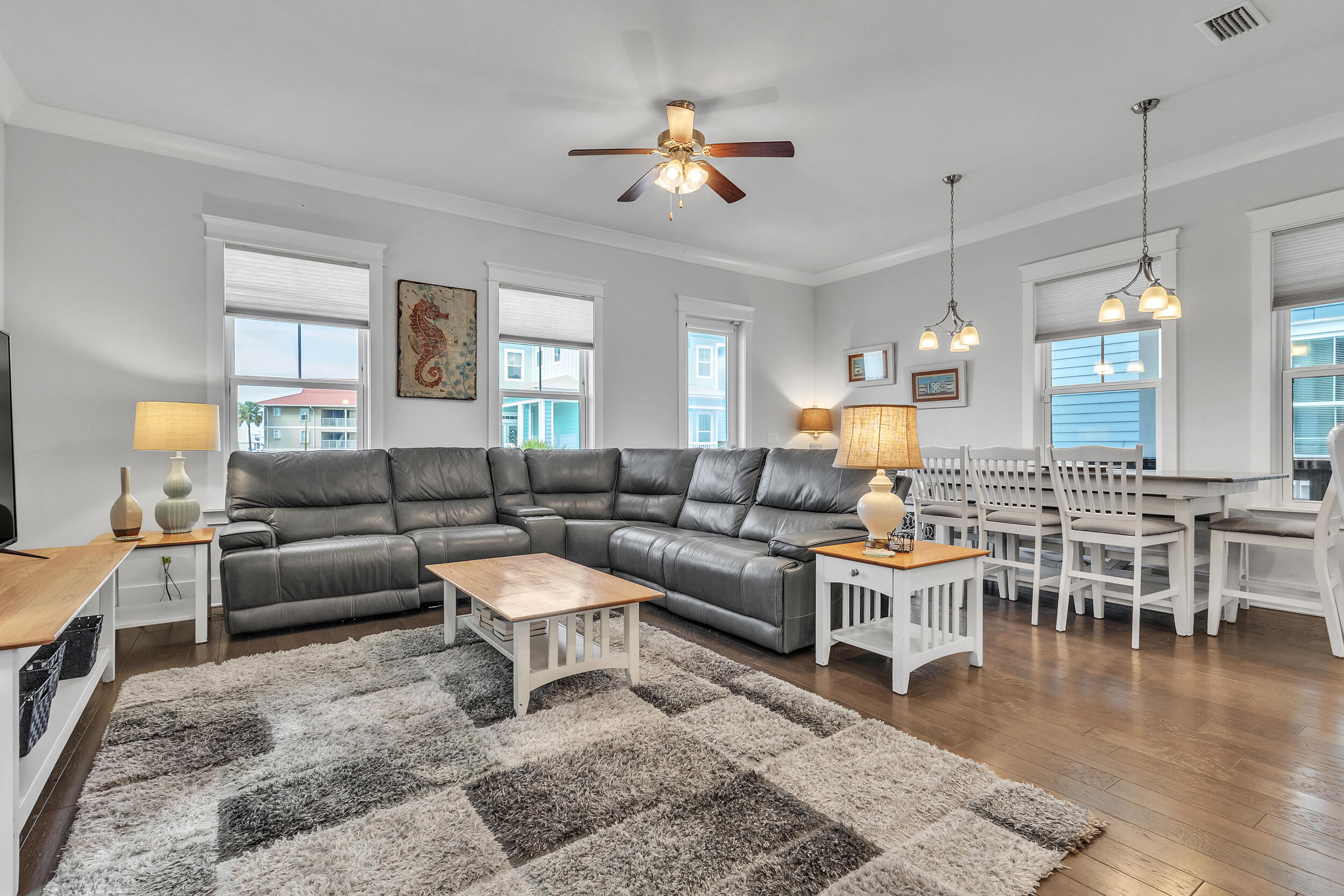 1499 Seaside Circle