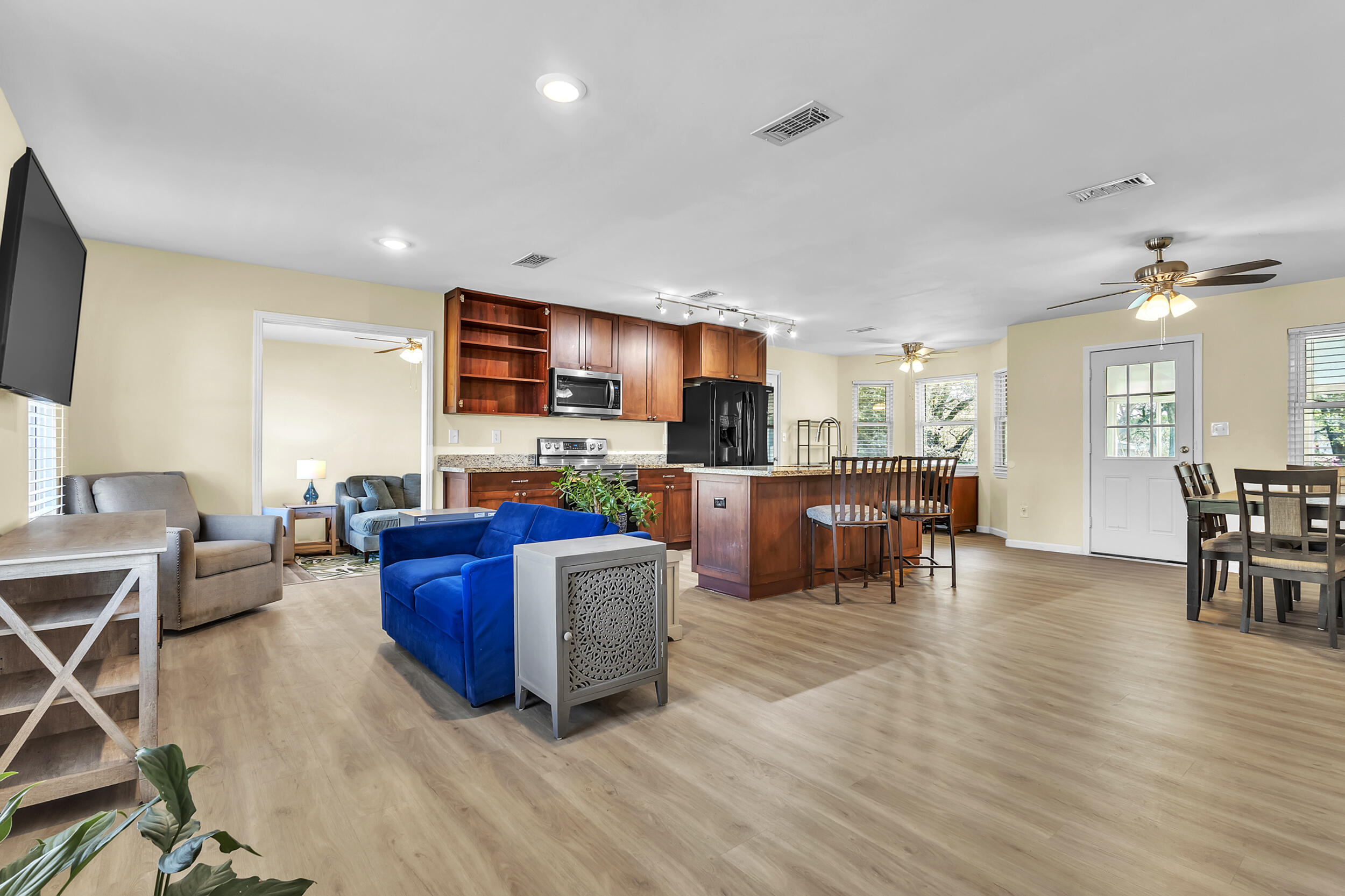 1172 New Haven Drive