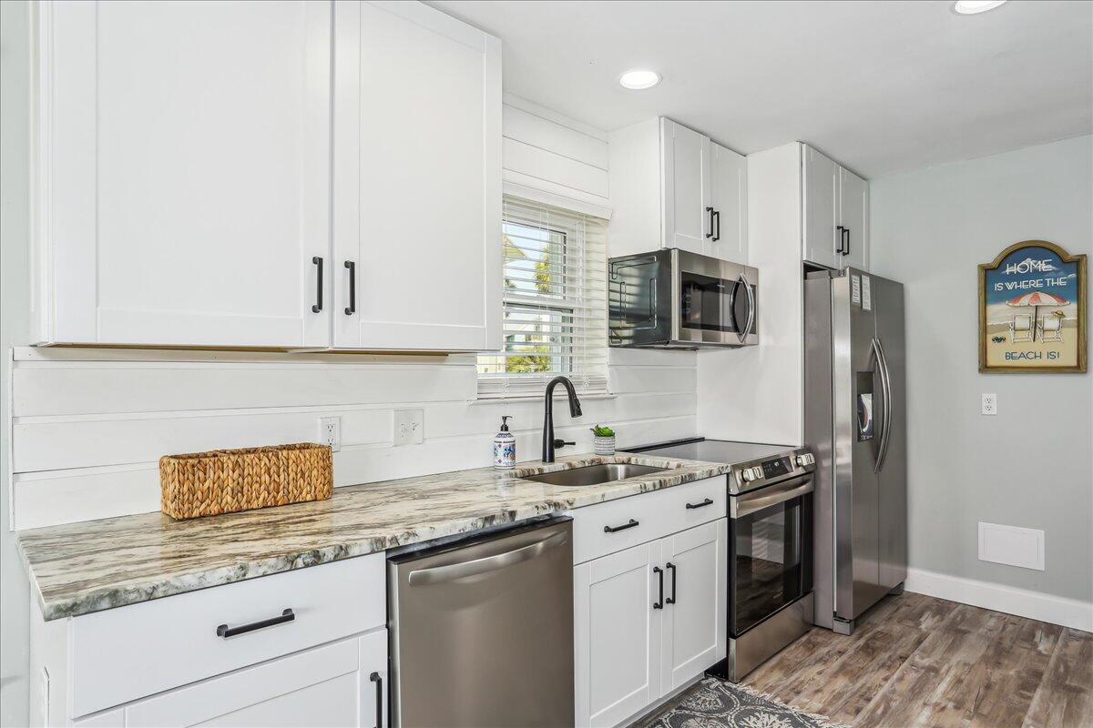 7476 Sunset Harbor Drive Unit: 414