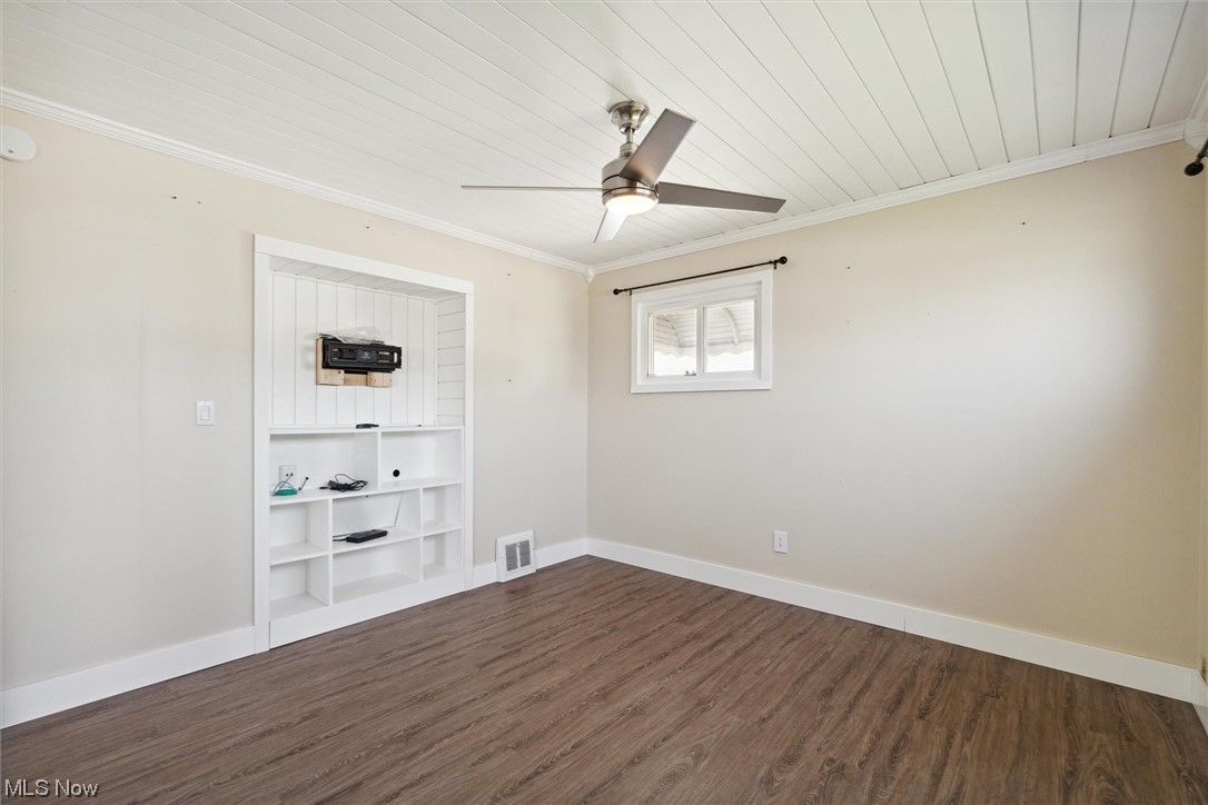 6082 Greene Drive