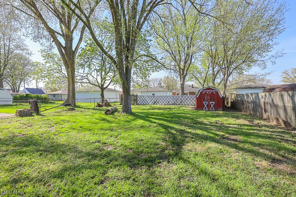 1227 W 25th