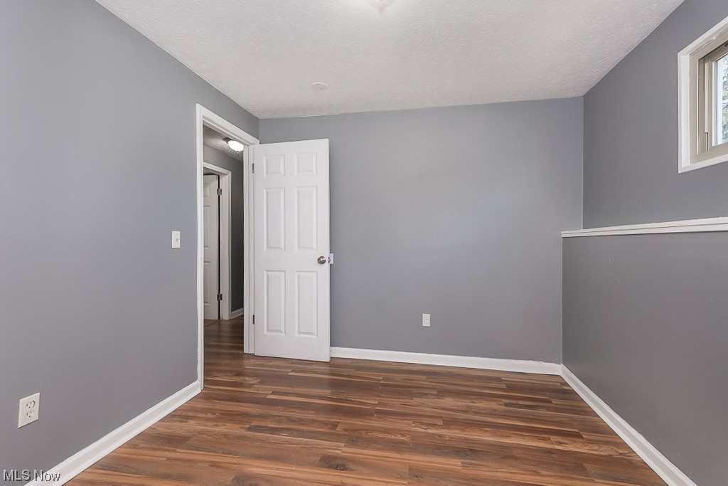 1227 W 25th