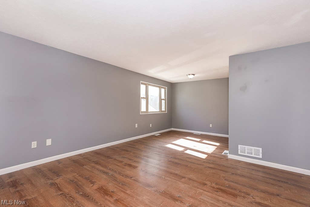 1227 W 25th