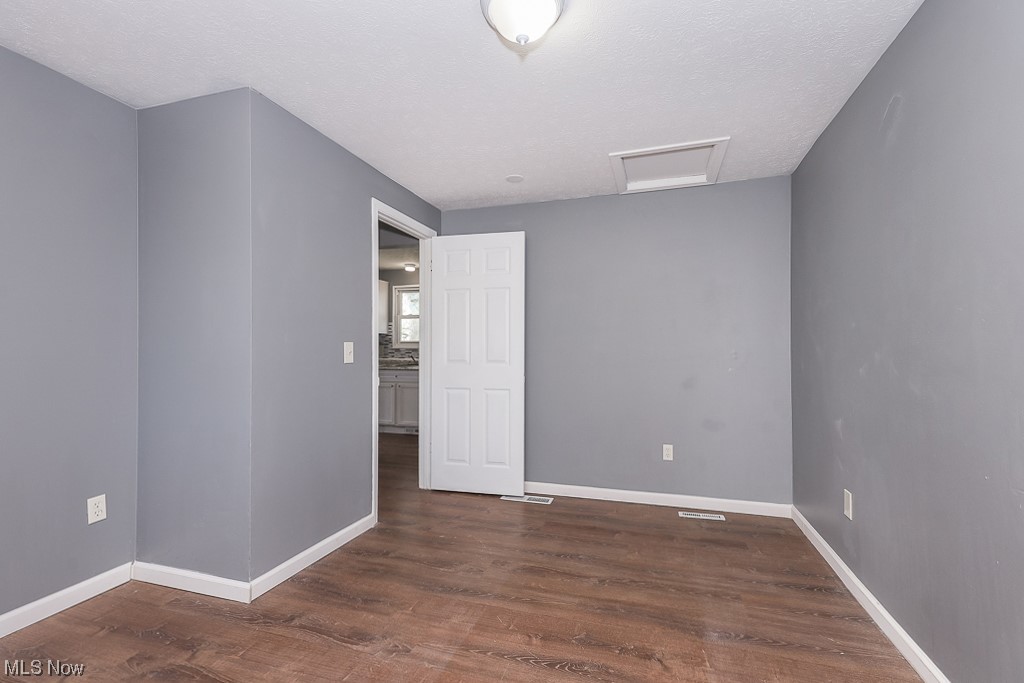 1227 W 25th